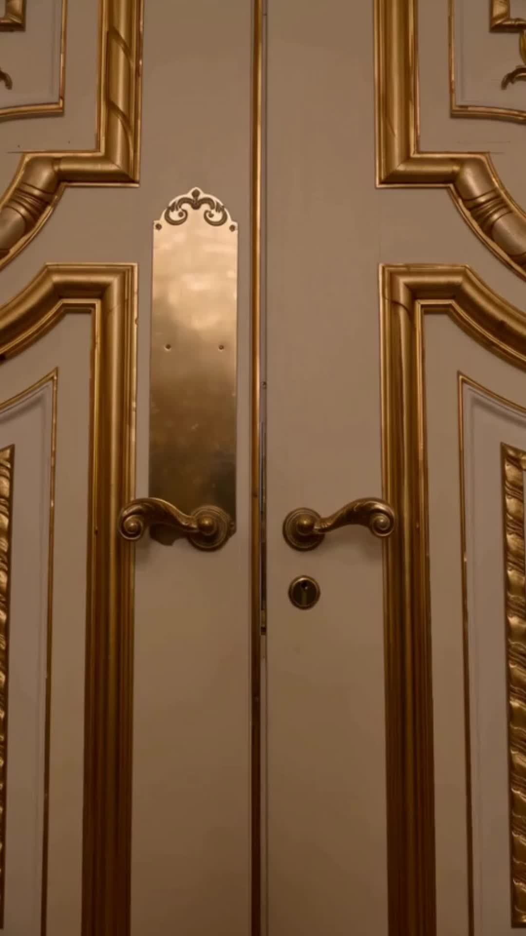 Episódio 43 de A Amante de Contrato do Bilionário