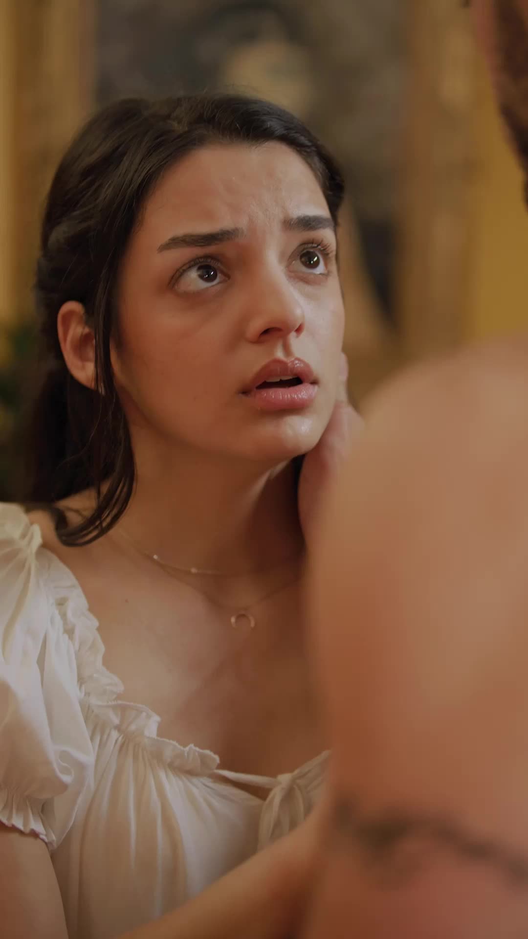 Episódio 16 de A Companheira Amaldiçoada do Alfa
