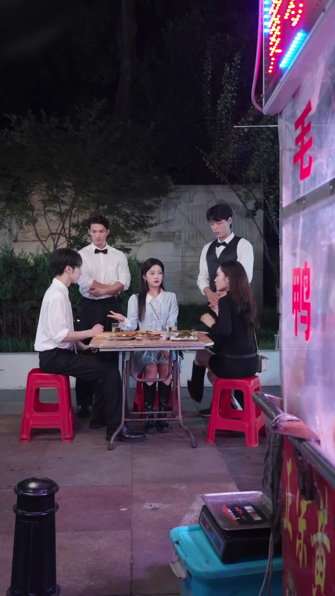 Episódio 22 de A Doce Princesa da Máfia do Professor Luke