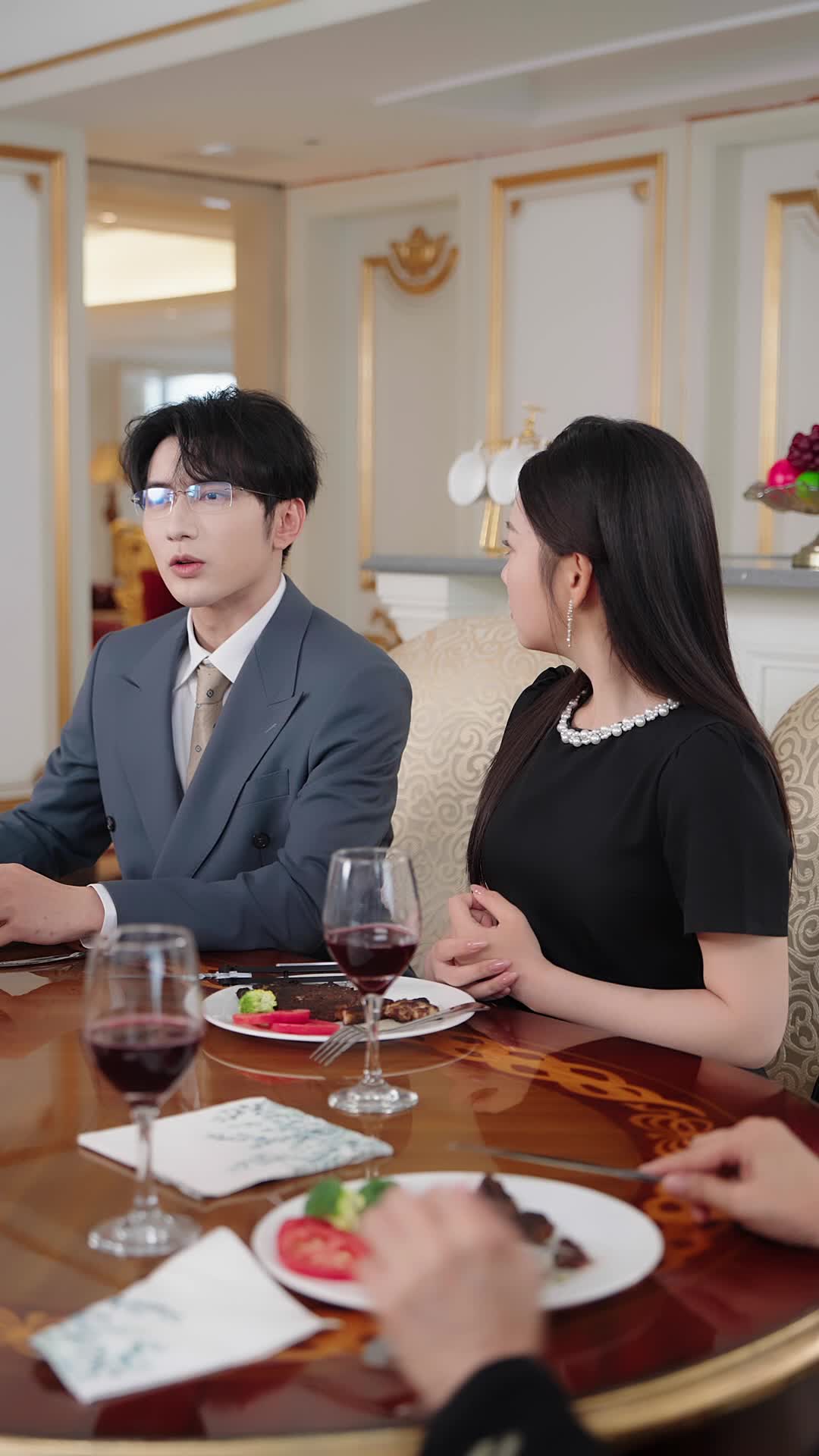 Episódio 9 de A Doce Princesa da Máfia do Professor Luke