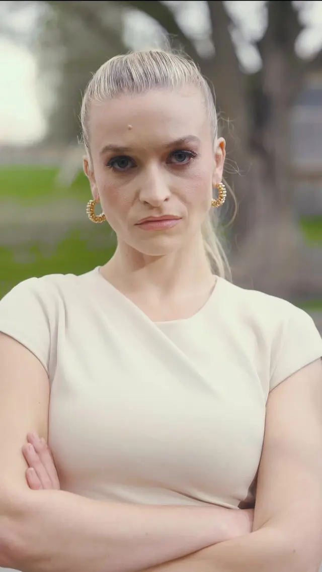 Episódio 13 de A Dublê Dela, O Problema Dele