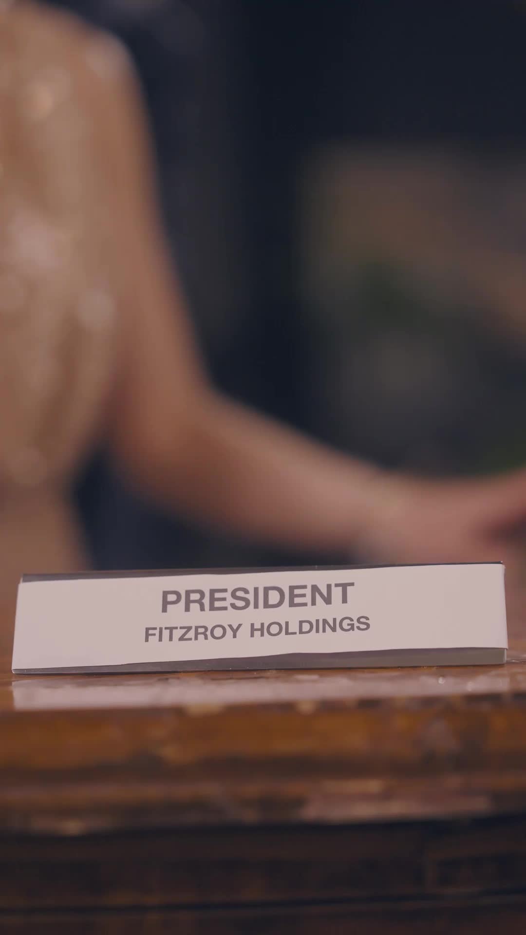 Episódio 45 de A Dublê Dela, O Problema Dele