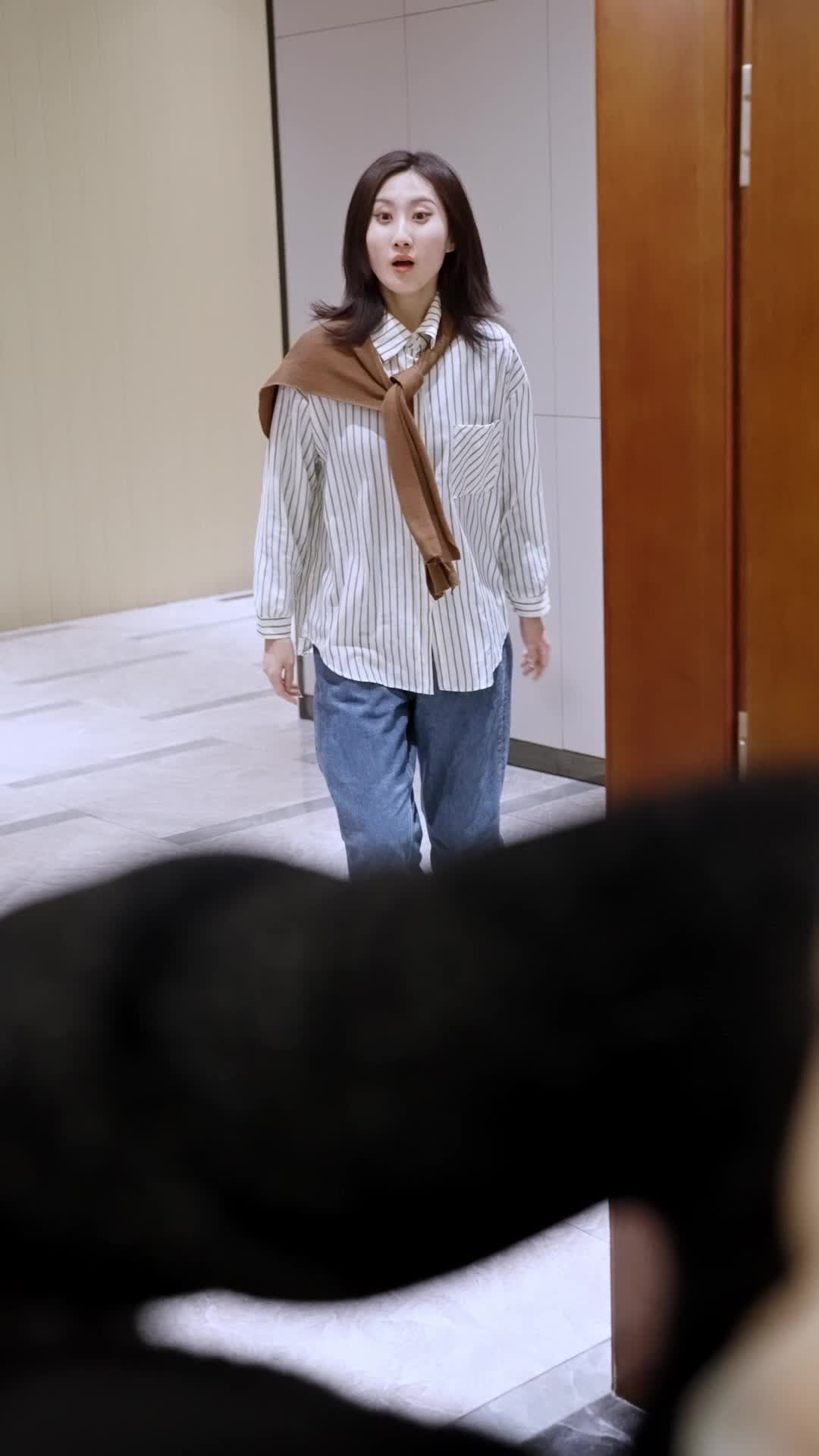Episódio 34 de A Esposa da Estrela Trabalha Aqui
