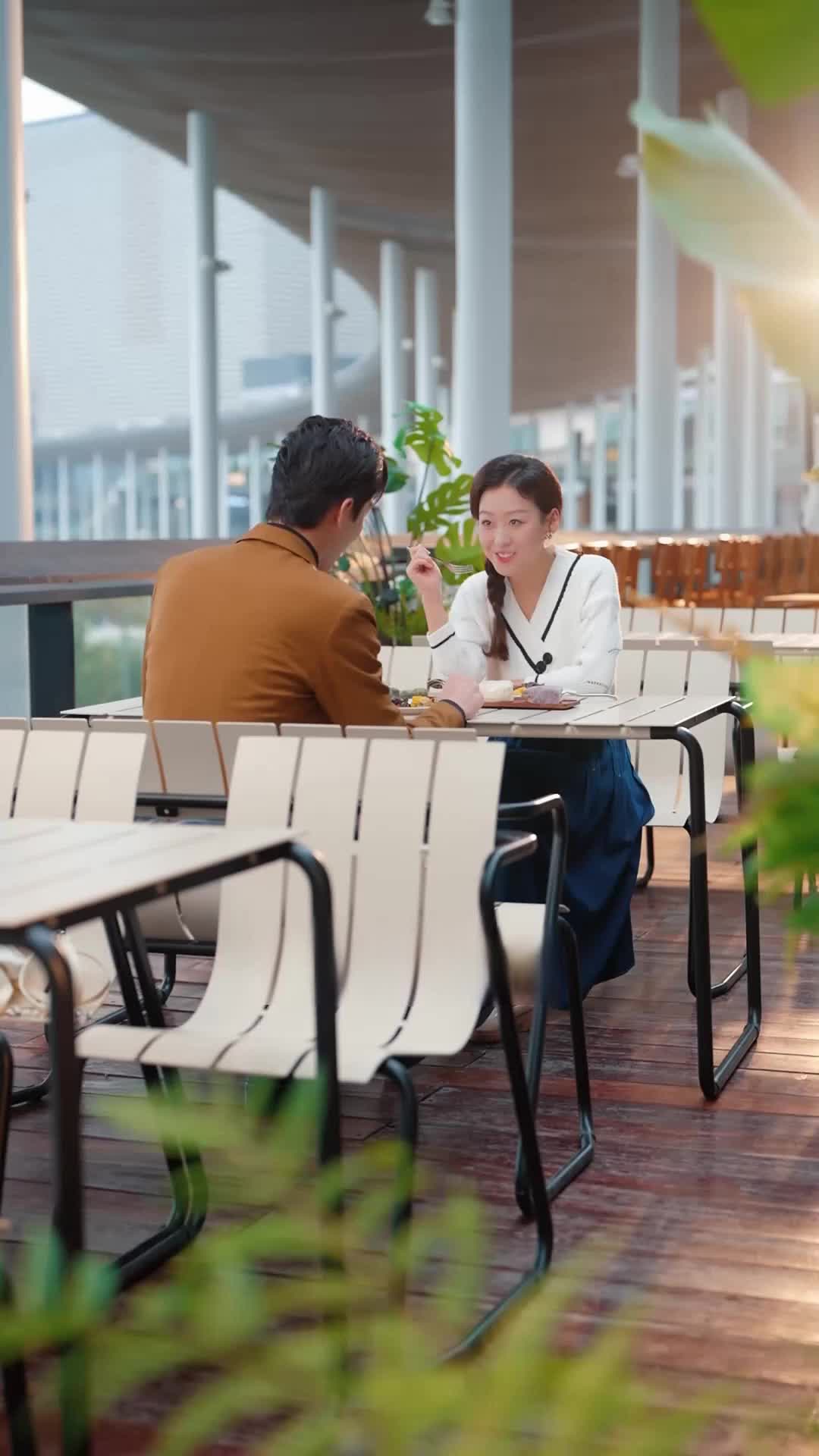 Episódio 1 de A Esposa do Magnata Escondido