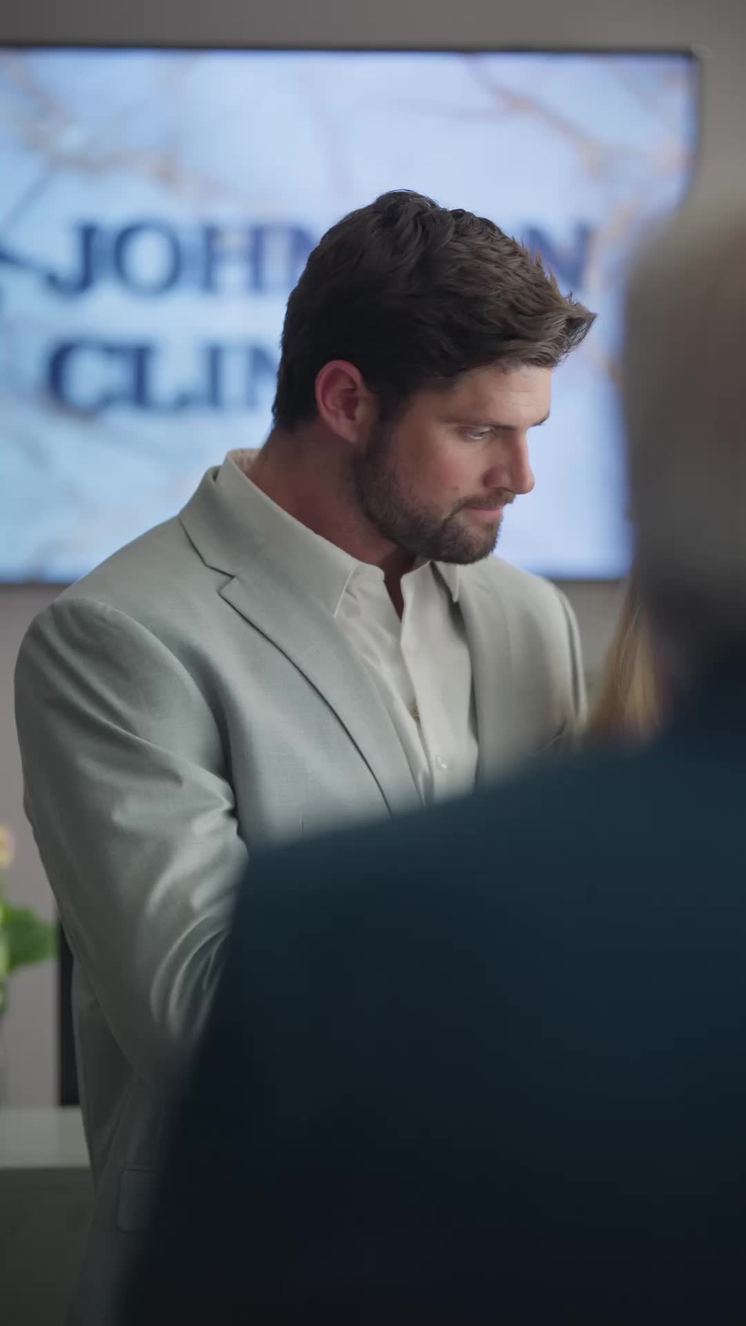 Episódio 11 de A falsa esposa do bilionário