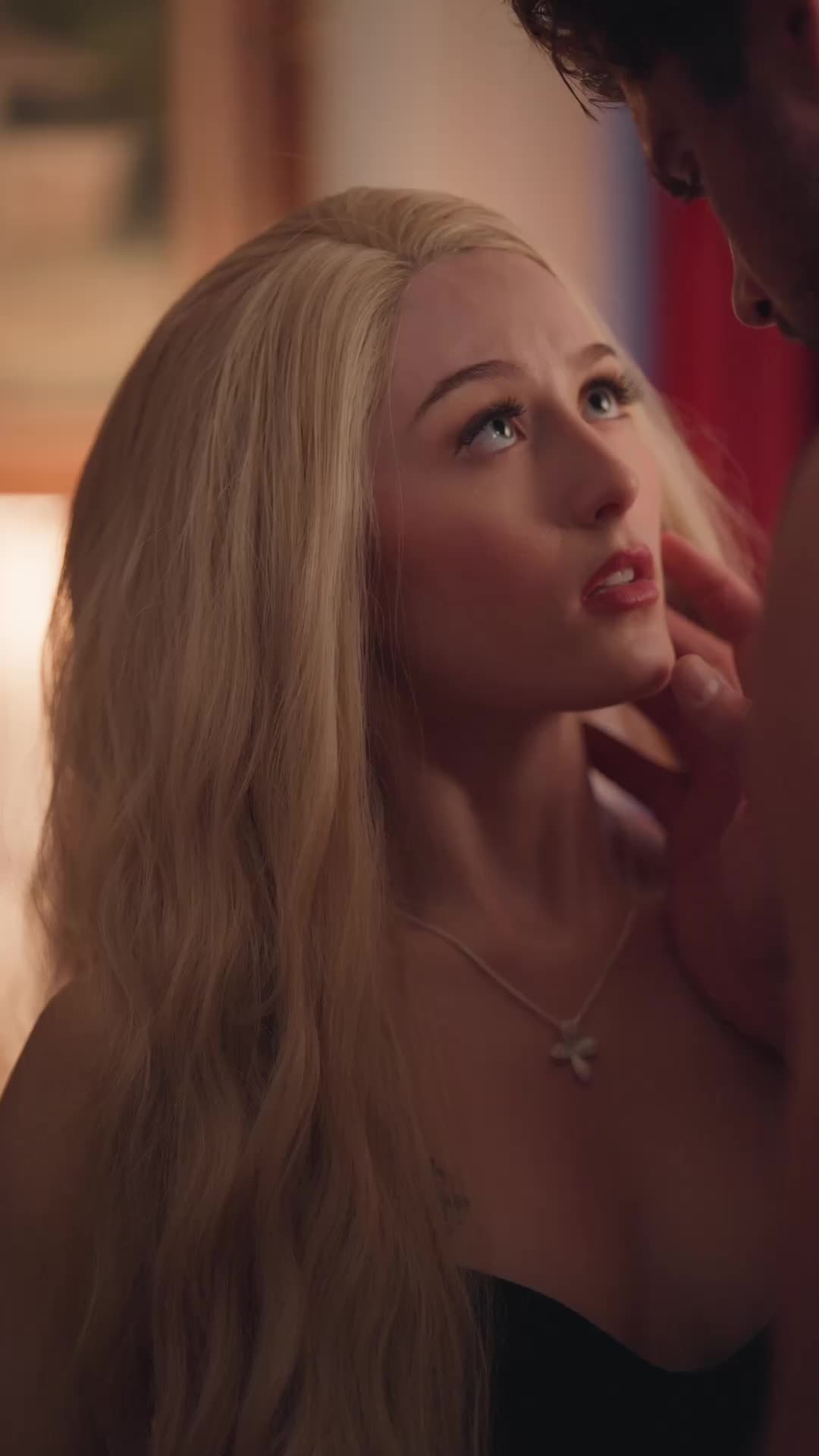 Episódio 25 de A falsa esposa do bilionário
