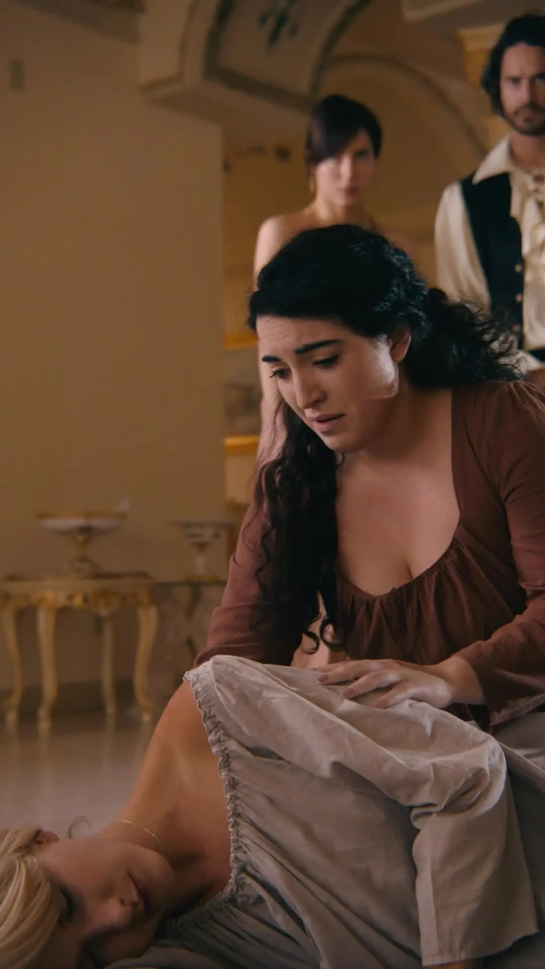 Episódio 34 de A Filha do Alfa