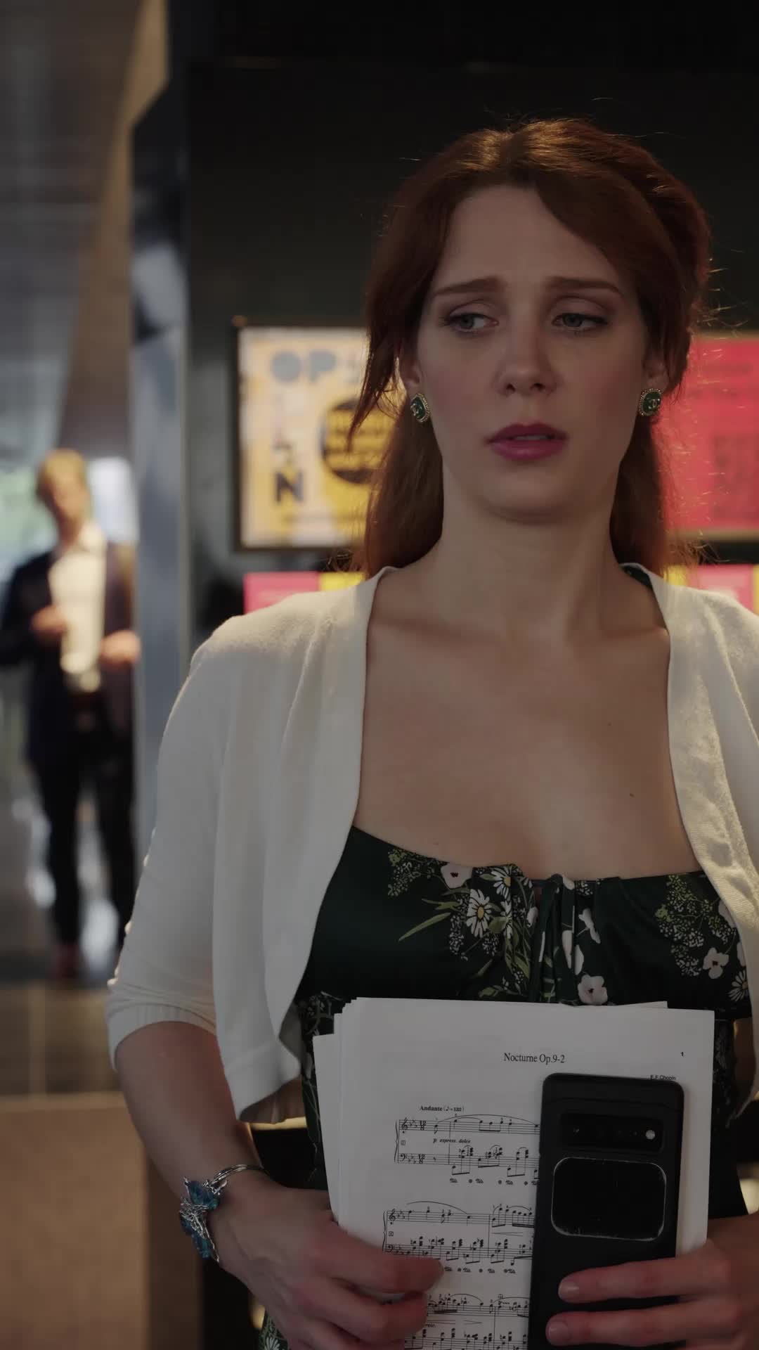 Episódio 34 de A rainha divorciada volta aos holofotes