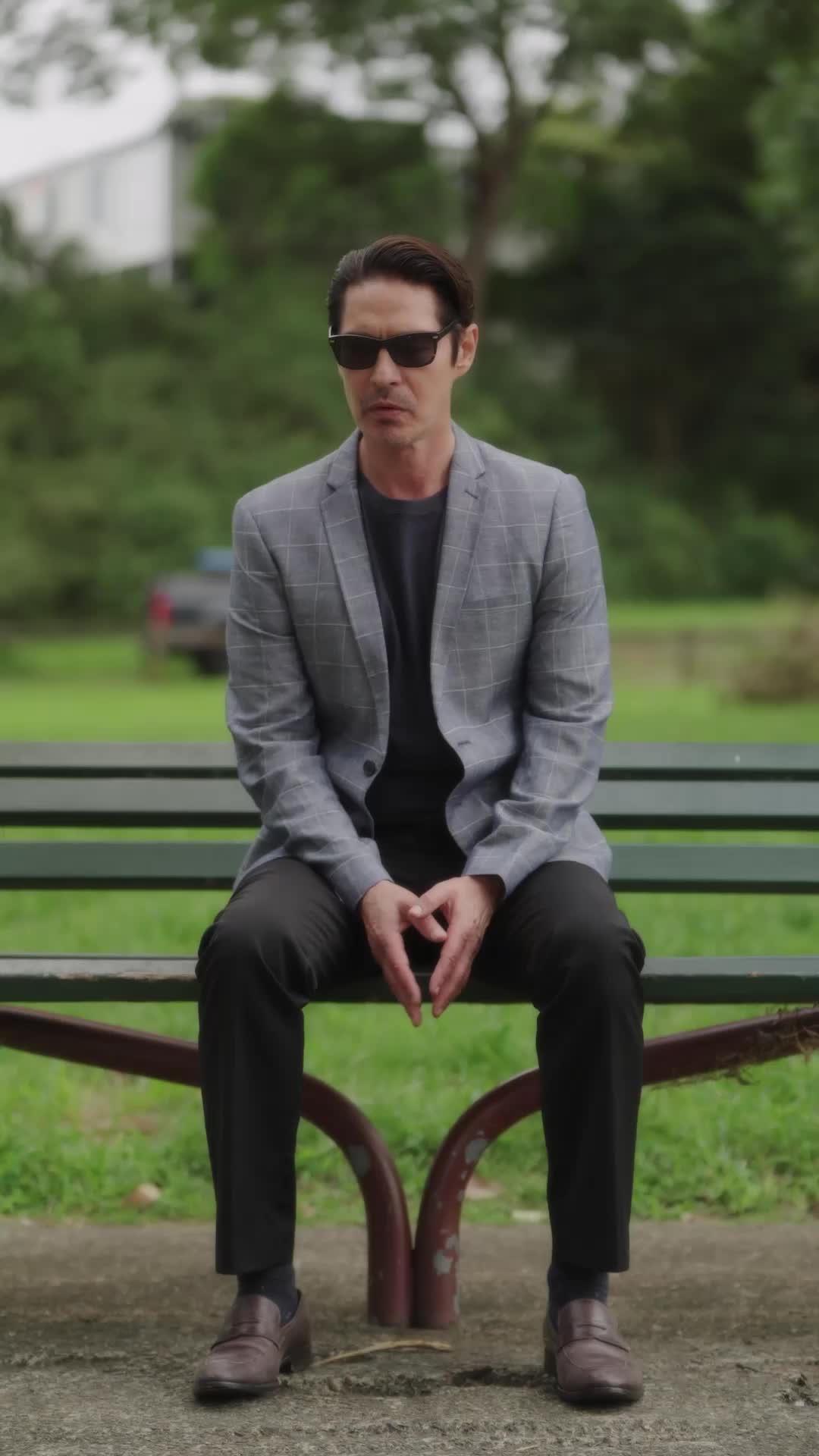 Episódio 44 de A rainha divorciada volta aos holofotes