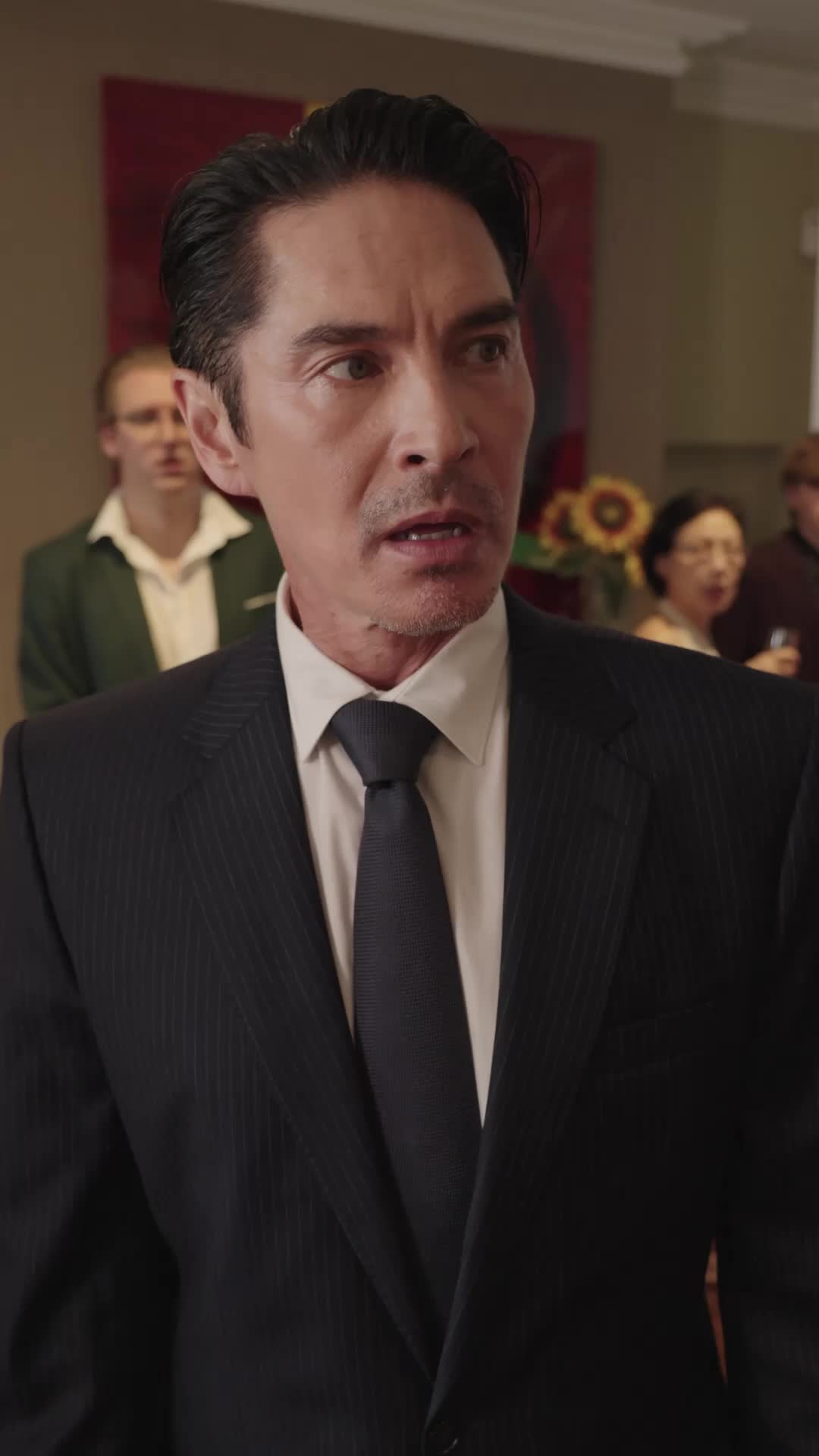Episódio 5 de A rainha divorciada volta aos holofotes