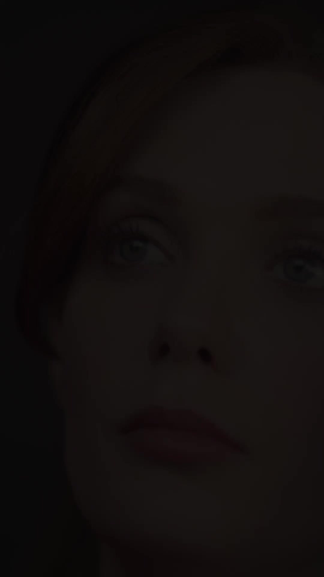 Episódio 9 de A rainha divorciada volta aos holofotes