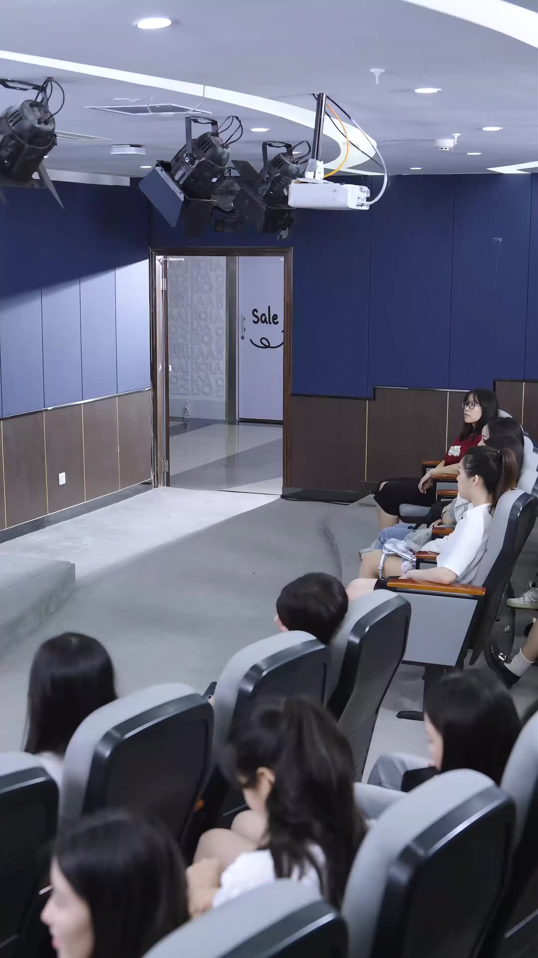Episódio 65 de A Senhorita Mimada é uma Grande Personagem Oculta