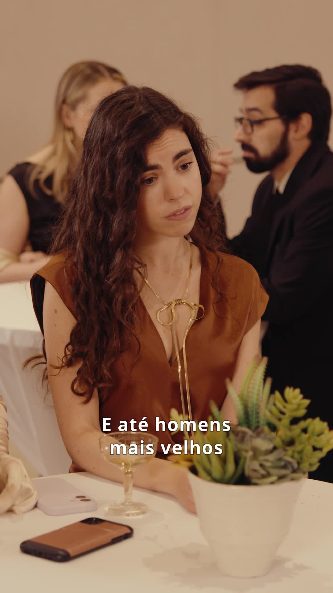Episódio 75 de Amor ao Entardecer: Casamento Relâmpago com um Magnata Maduro