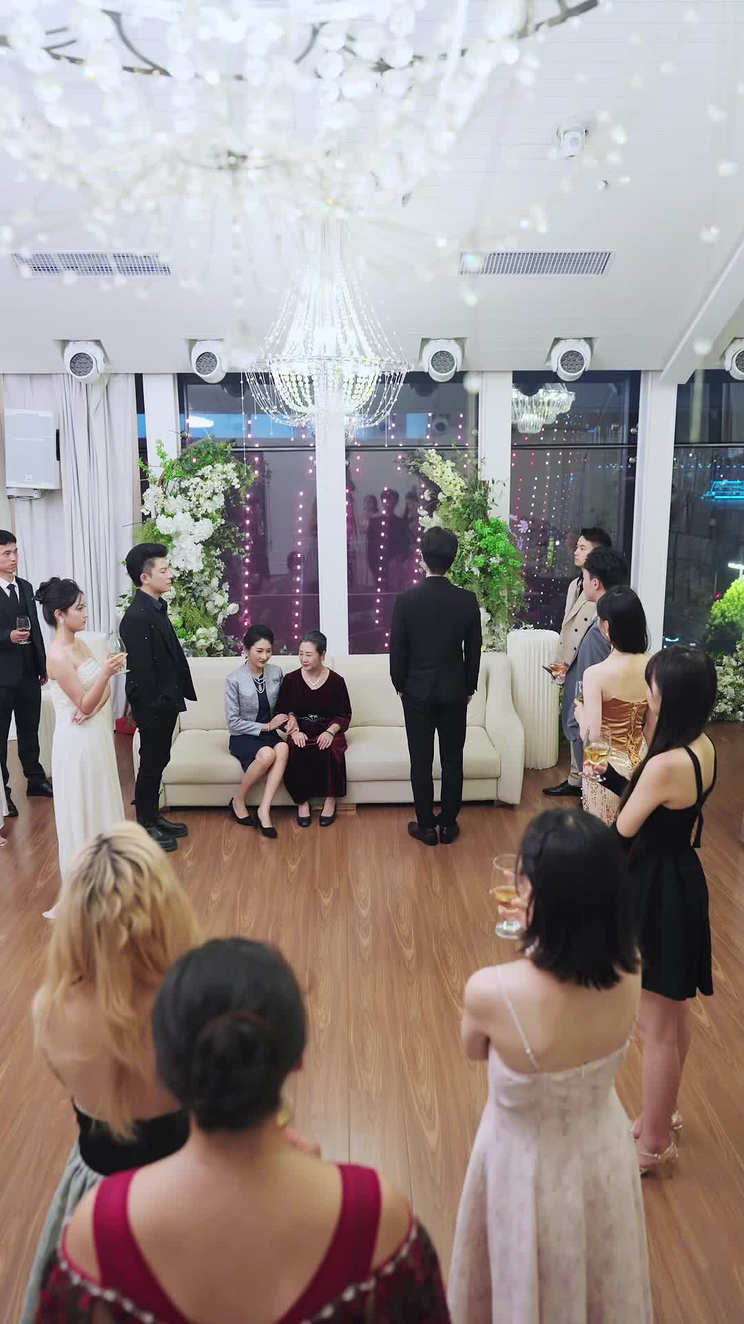 Episódio 13 de Amor Após o Renascimento: Mimada pelo Tio do Meu Marido