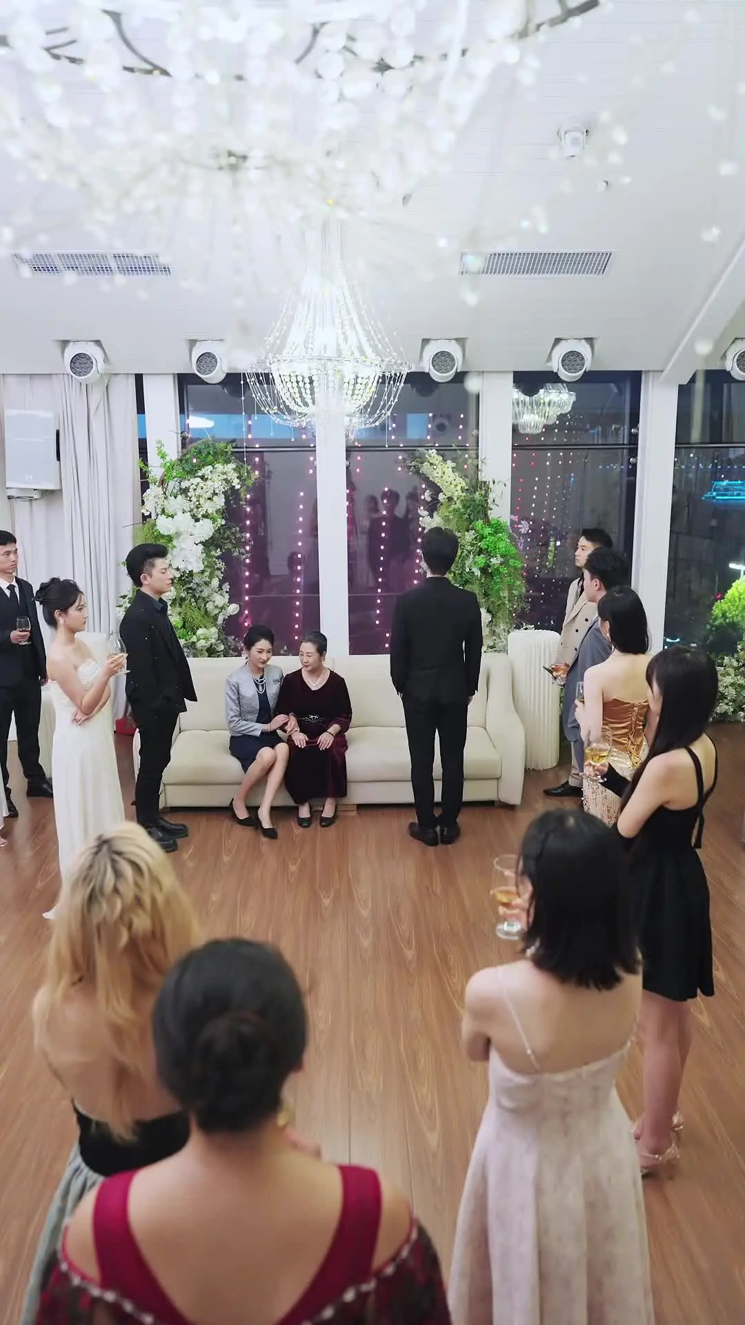Episódio 13 de Amor Após o Renascimento: Mimada pelo Tio do Meu Marido