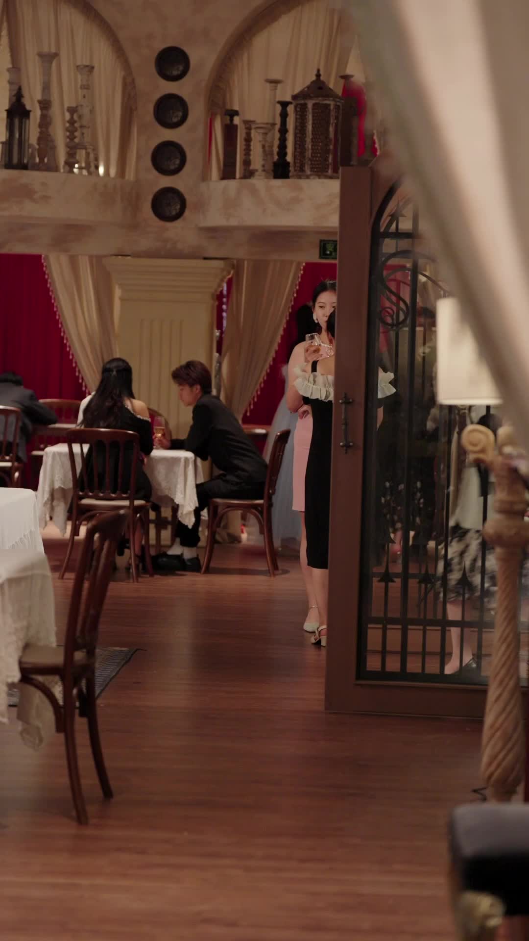 Episódio 45 de Amor Após o Renascimento: Mimada pelo Tio do Meu Marido