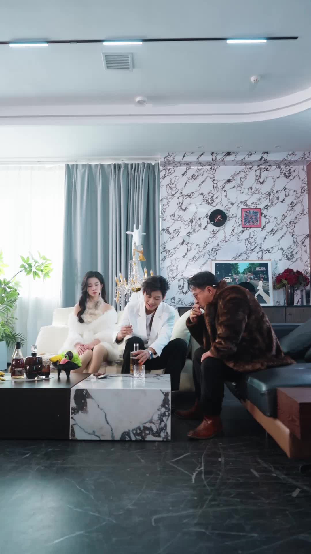 Episódio 21 de Amor com Bug: Mimando Suas Esposas