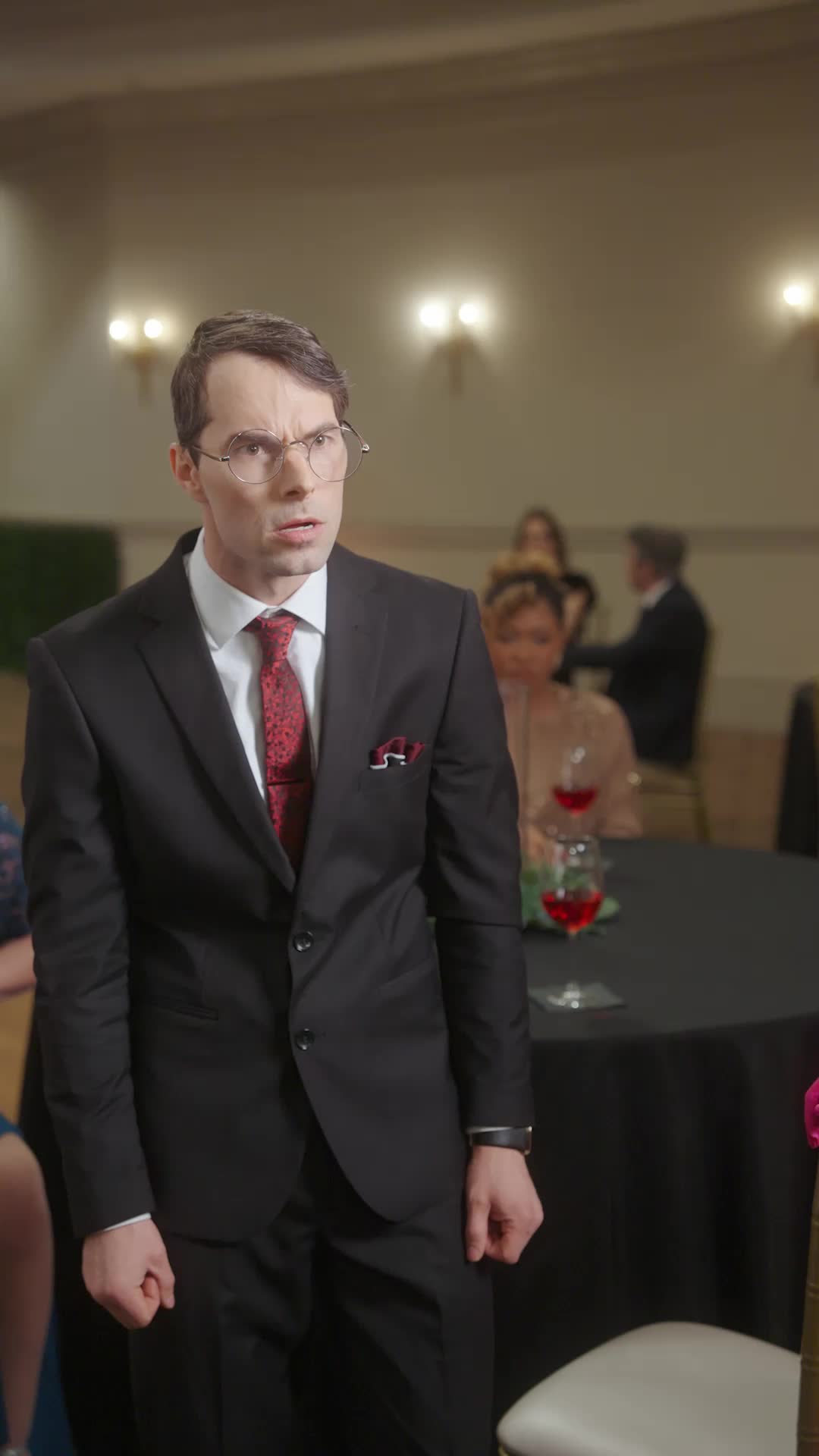 Episódio 19 de Após o Divórcio, Minha Ex-Esposa Virou uma Bilionária