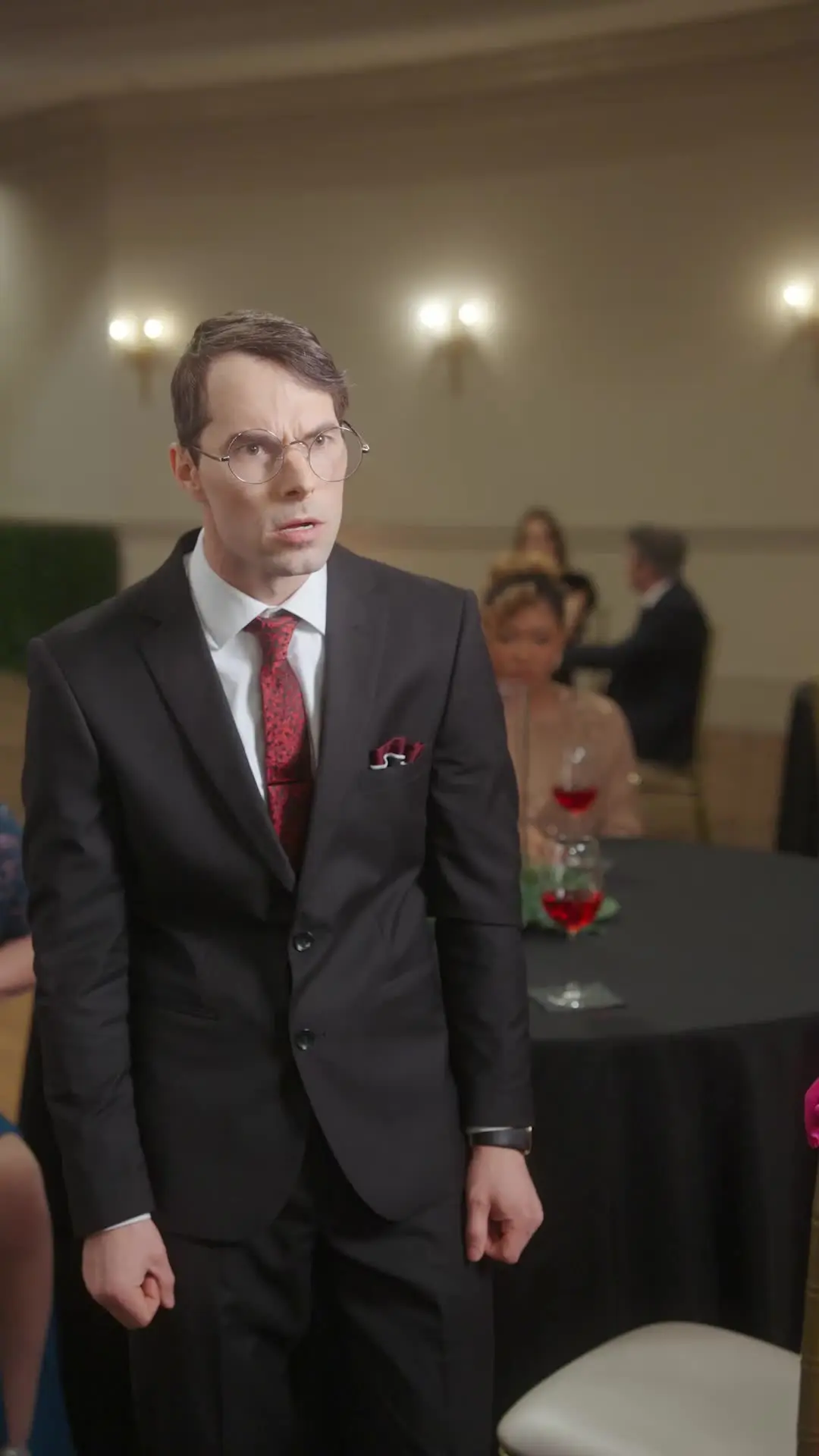 Episódio 19 de Após o Divórcio, Minha Ex-Esposa Virou uma Bilionária
