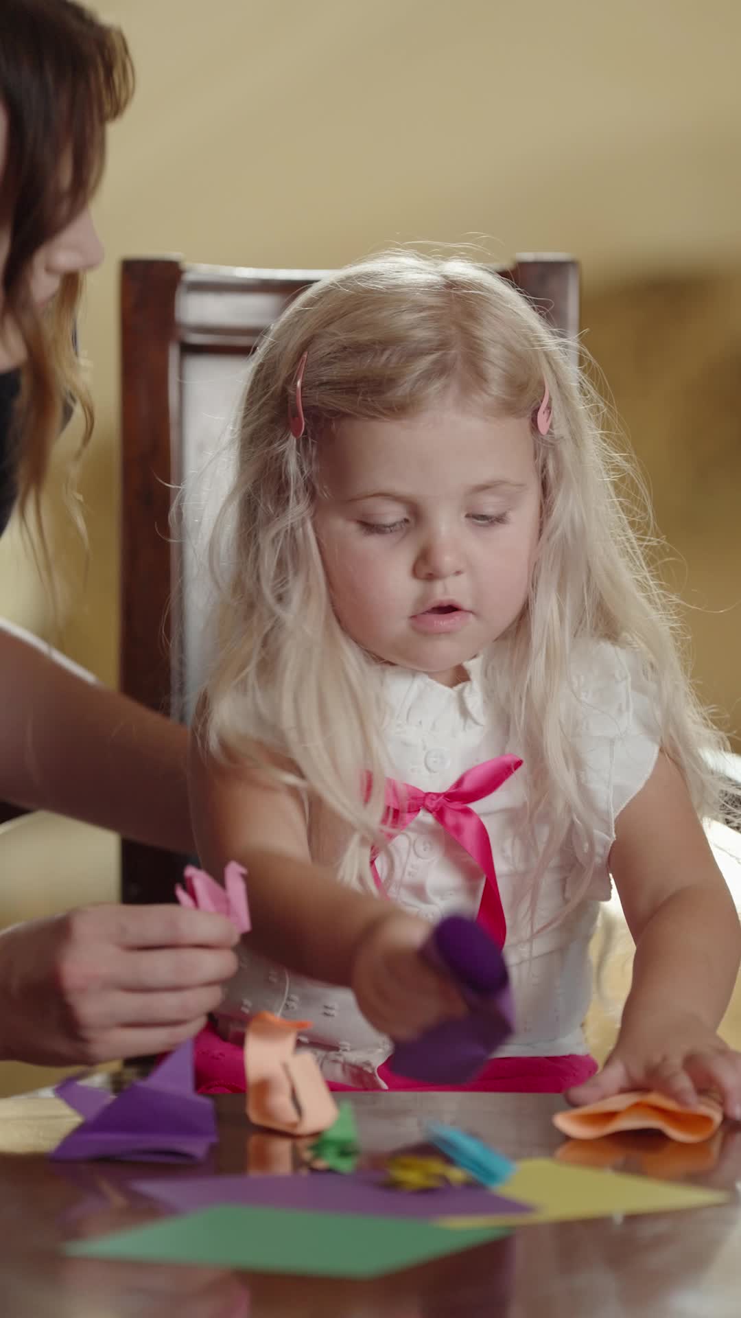 Episódio 50 de Babá Ex-presidiária e Pai Solteiro Bilionário