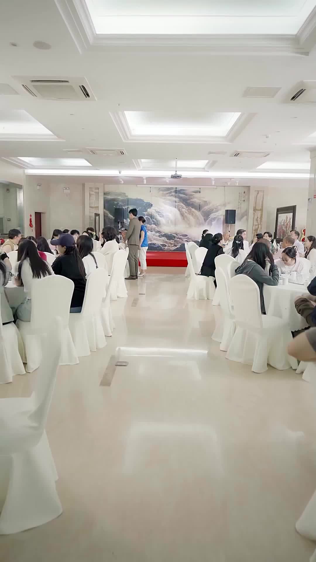 Episódio 8 de Casando com o Herdeiro e Seu Bebê