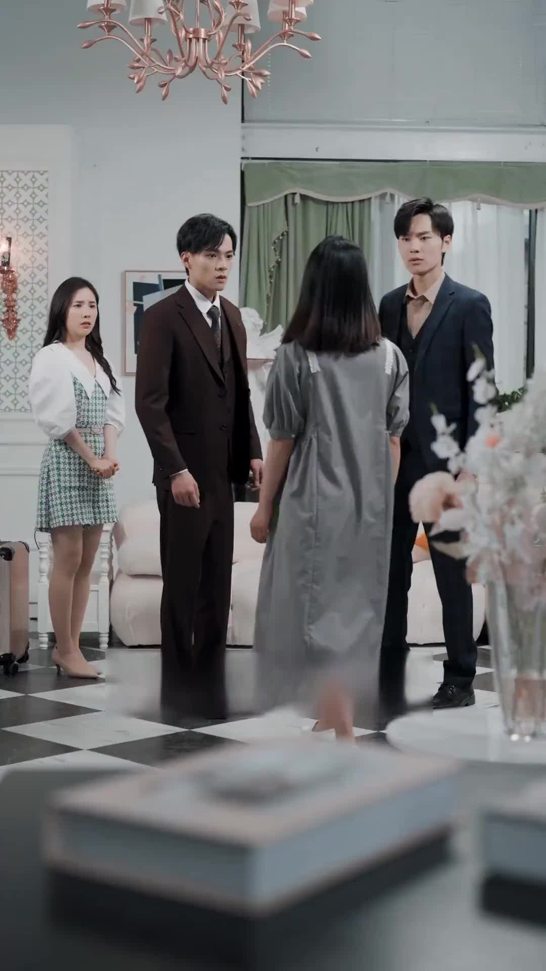 Episódio 8 de CEO, Sua Esposa Fugiu