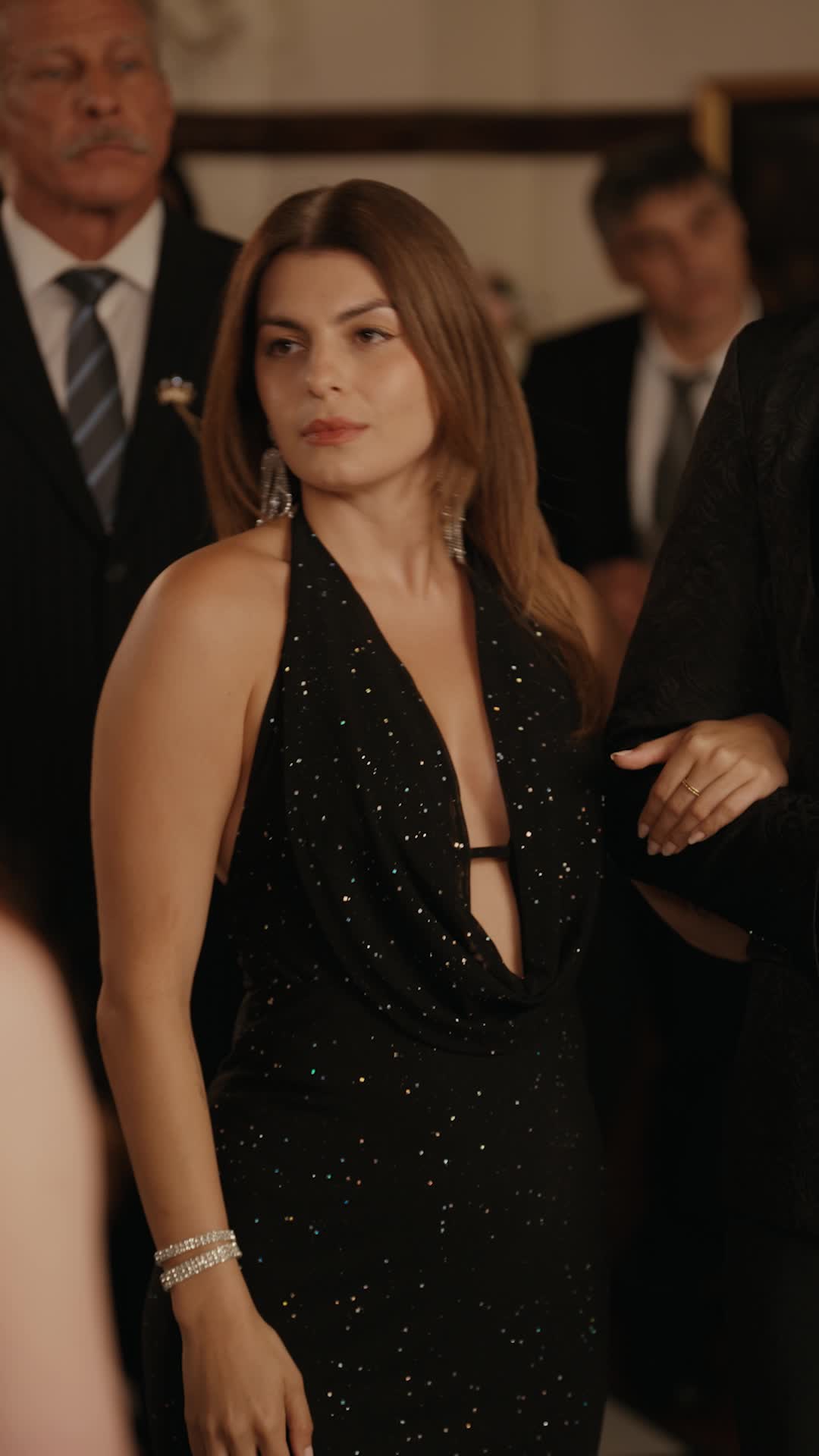 Episódio 10 de De Amante Secreta a Rainha da Máfia