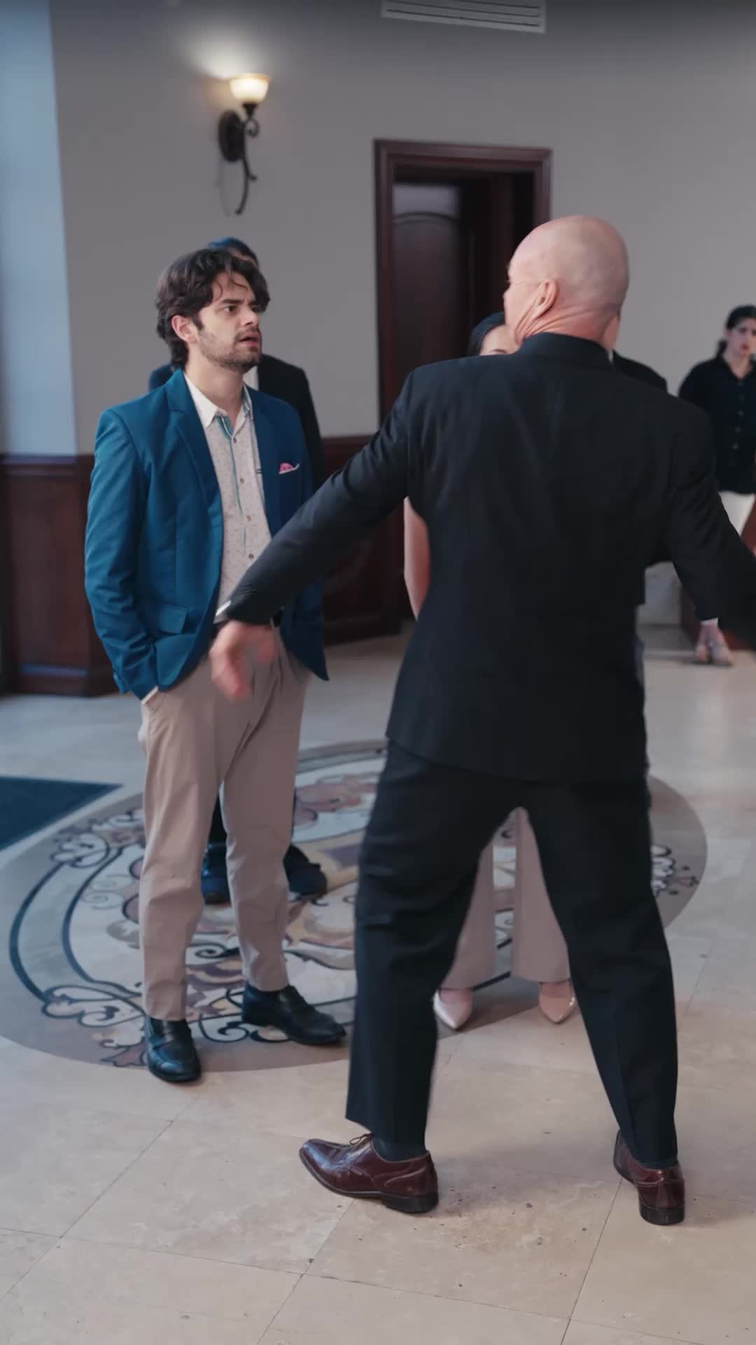 Episódio 42 de De Garota do Campo a Noiva do CEO