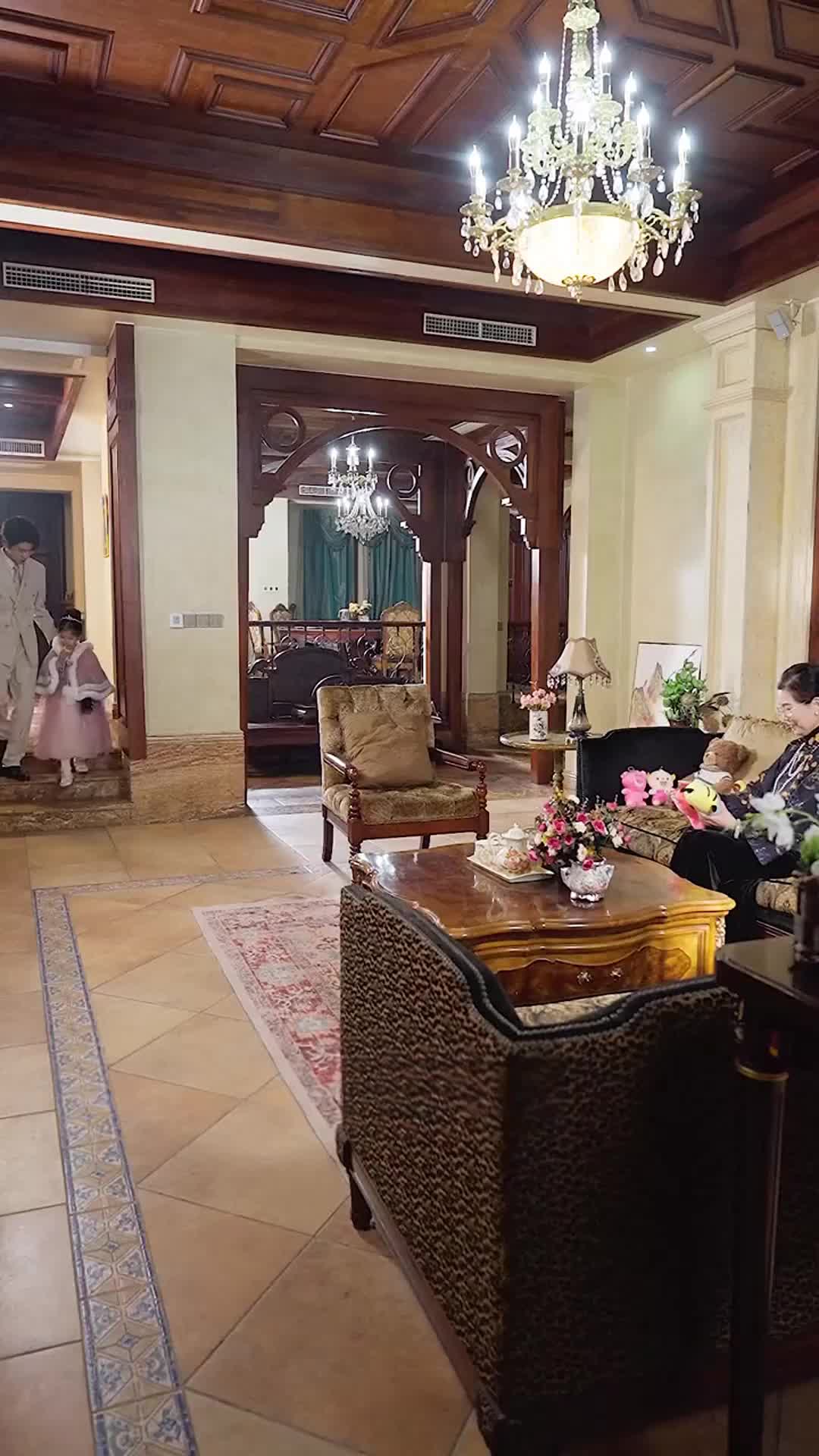 Episódio 11 de De órfã à filha de um CEO
