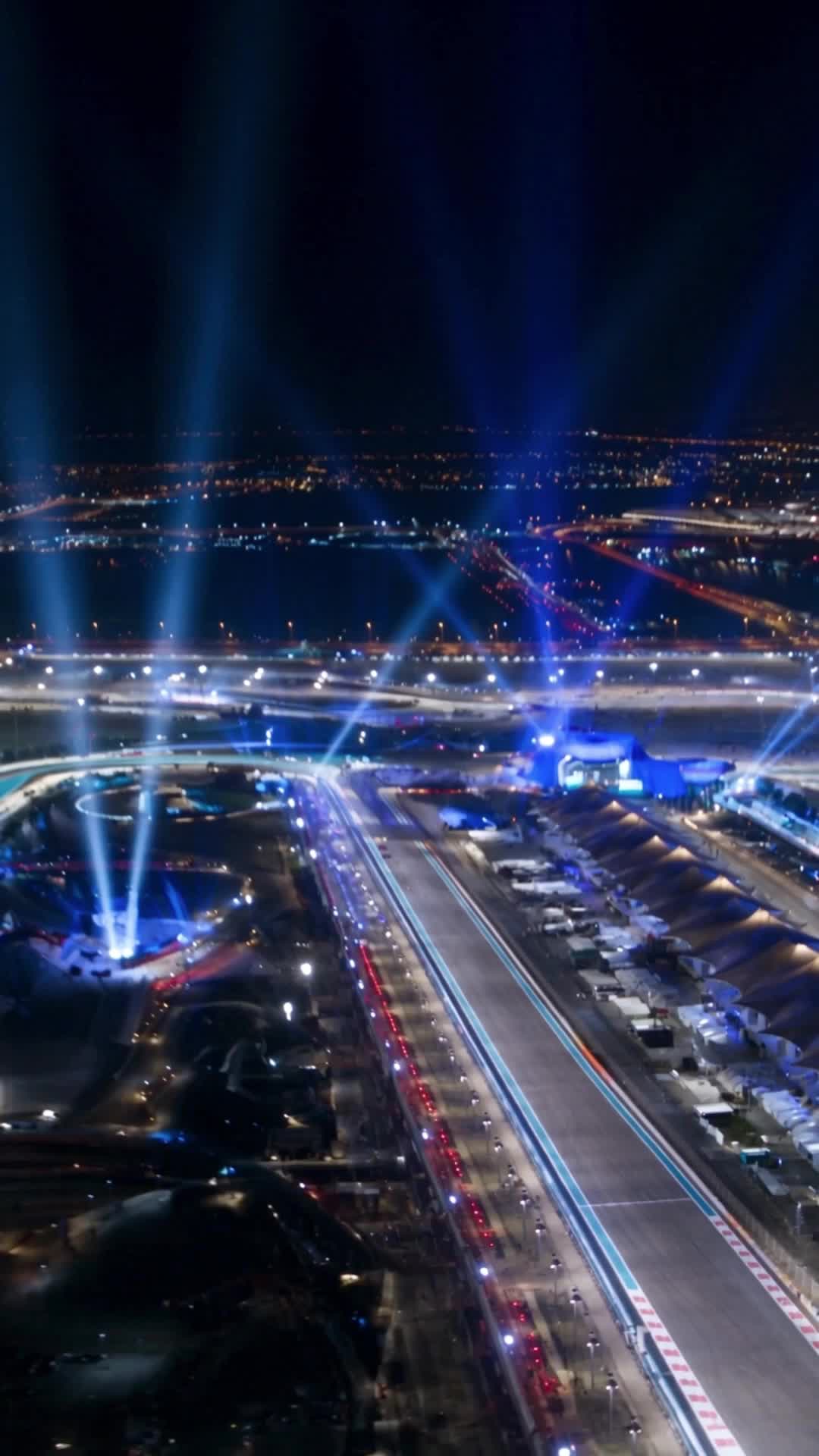 Episódio 3 de Dei um "T-bone" no meu rival da F1
