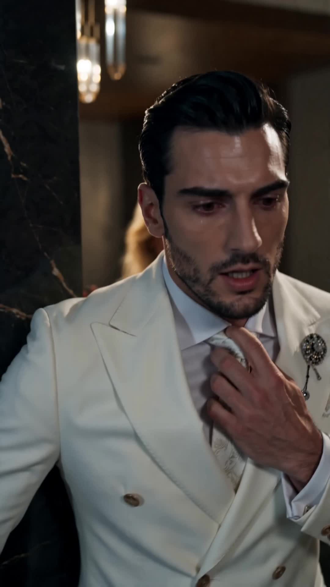 Episódio 17 de Desfazendo o Noivado: Meu Padrasto Me Quer de Volta