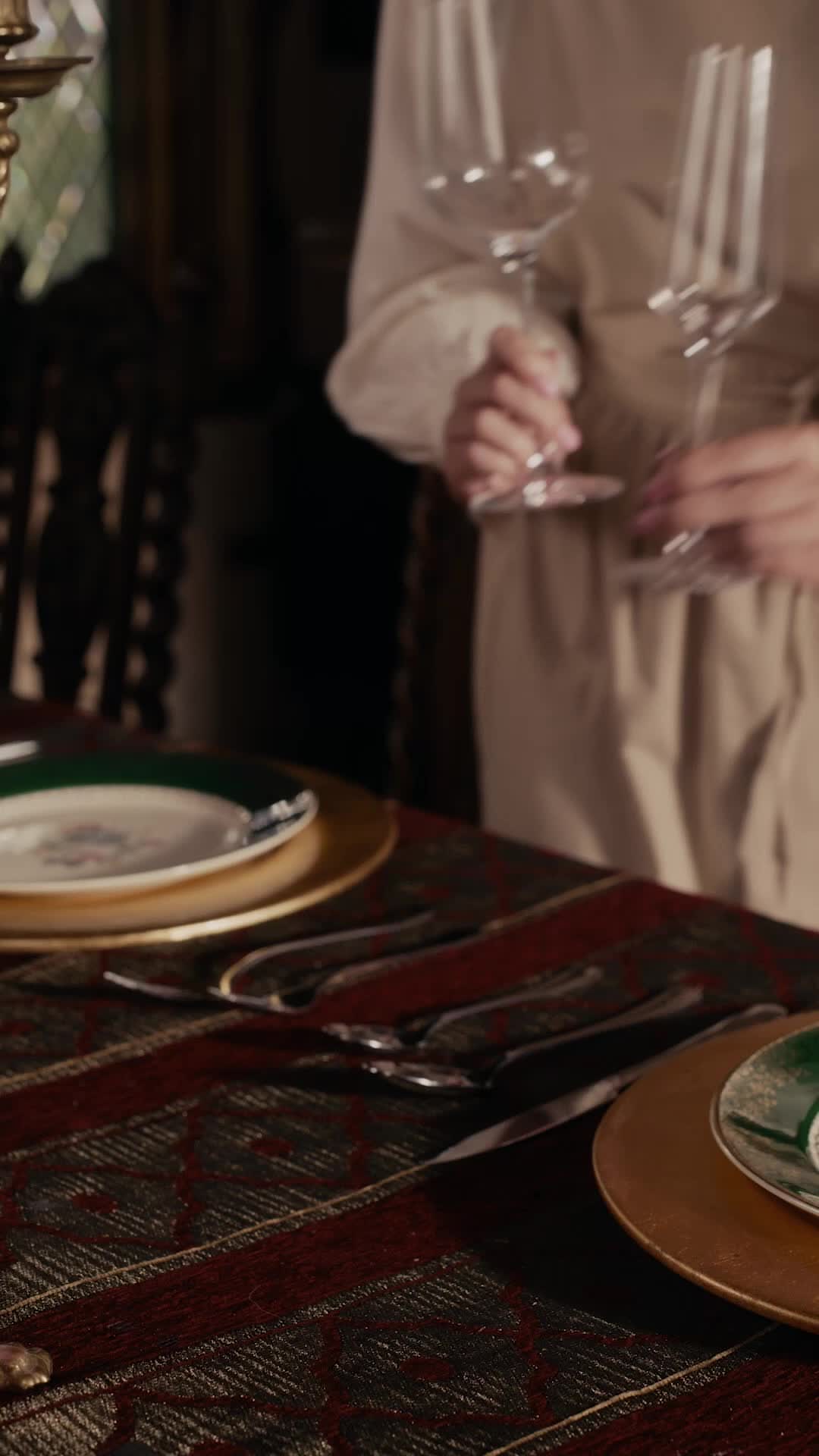Episódio 10 de Destinada ao Alfa Proibido