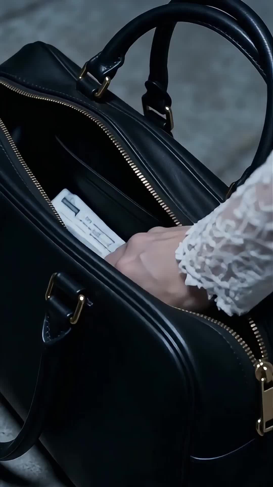Episódio 19 de Destruir Minha Linhagem de Lobo Prateado? Então Casarei com um Alfa Supremo