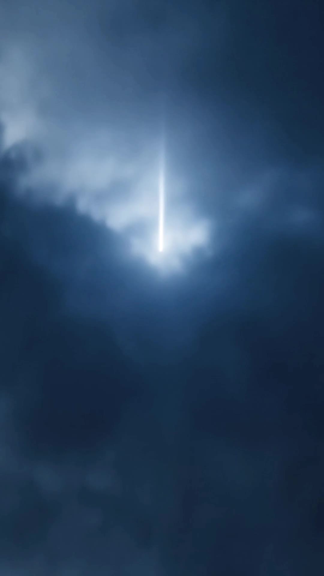 Episódio 1 de Deus do Julgamento: Seduzindo o Coroa Gostoso