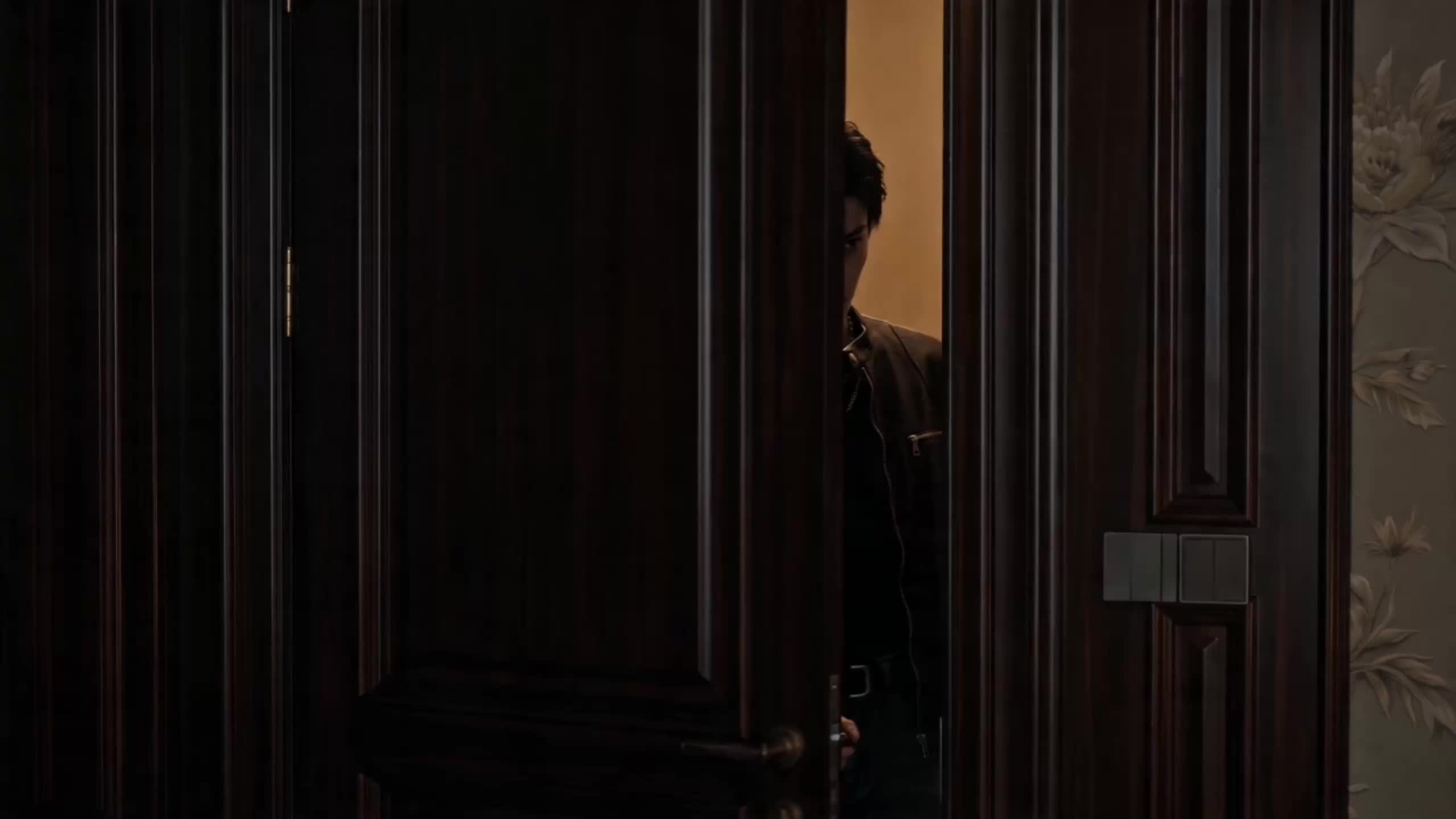 Episódio 3 de Deus Mecha? Eu Destruo Estrelas com as Mãos!
