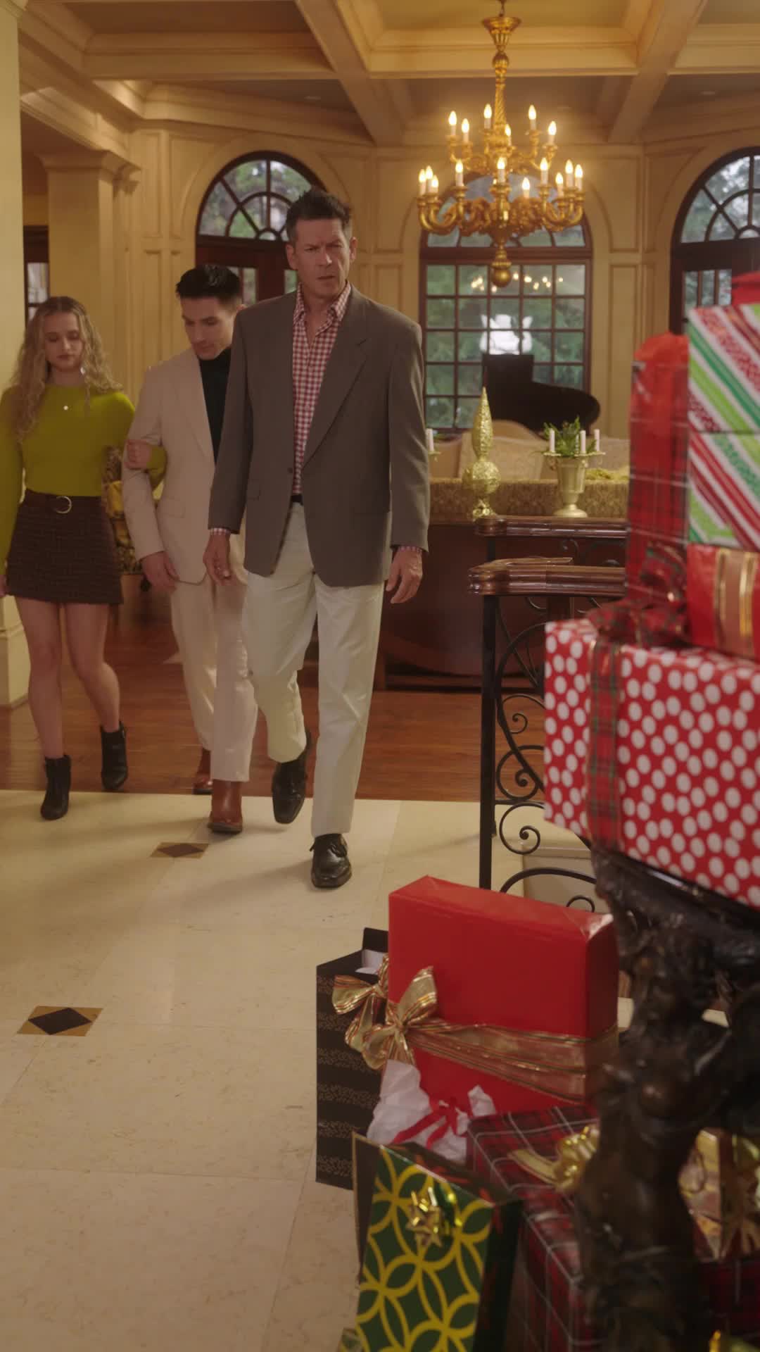 Episódio 13 de Dinheiro, Armas e um Feliz Natal