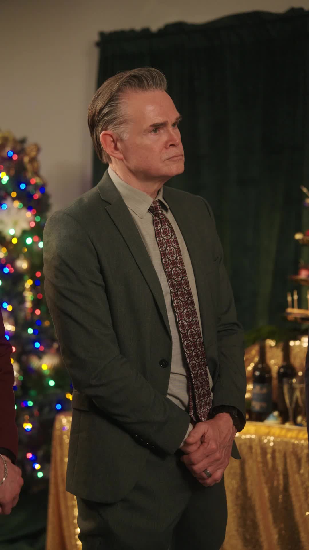 Episódio 68 de Dinheiro, Armas e um Feliz Natal