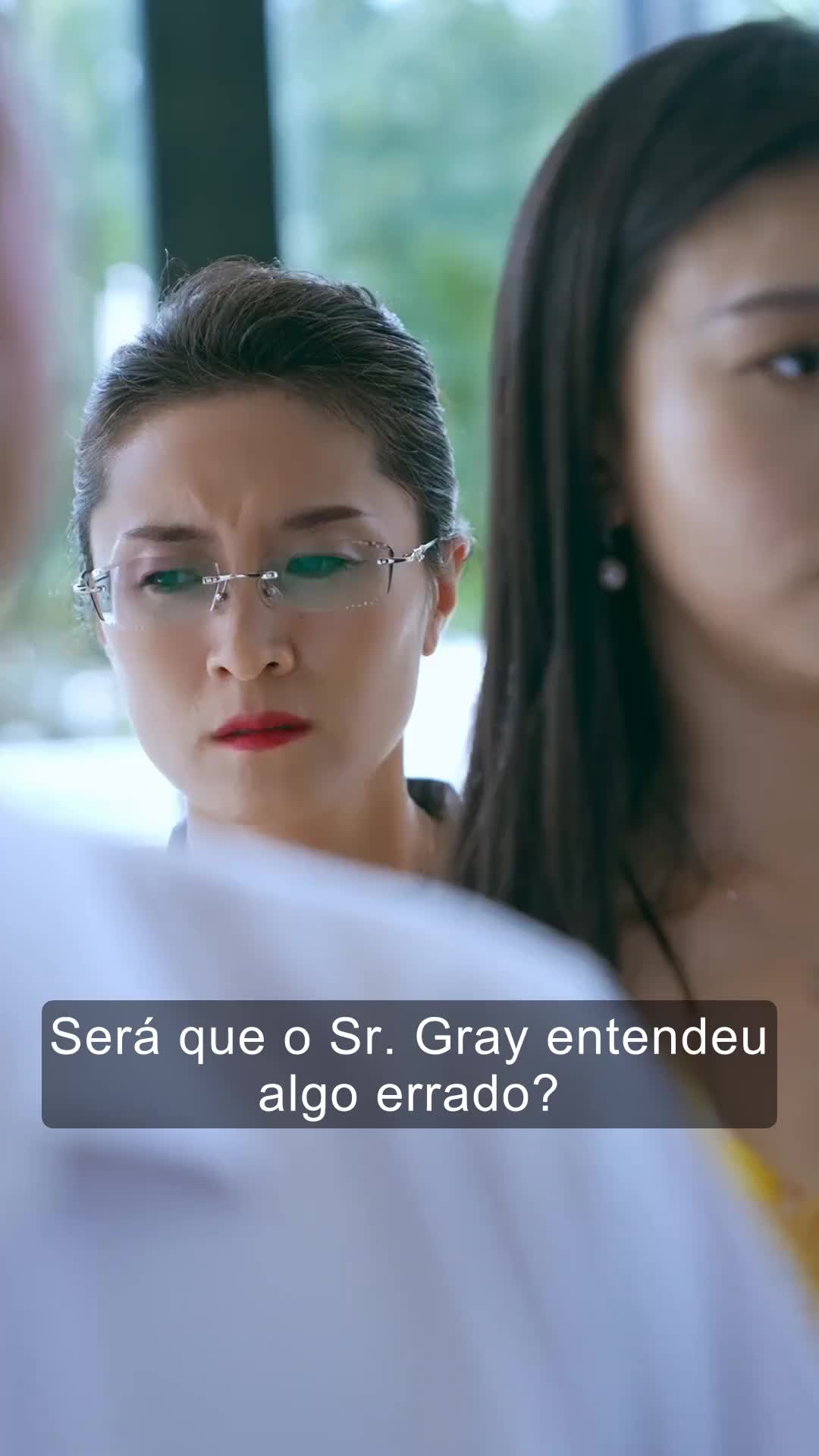 Episódio 46 de Dividida Entre Dois Bilionários