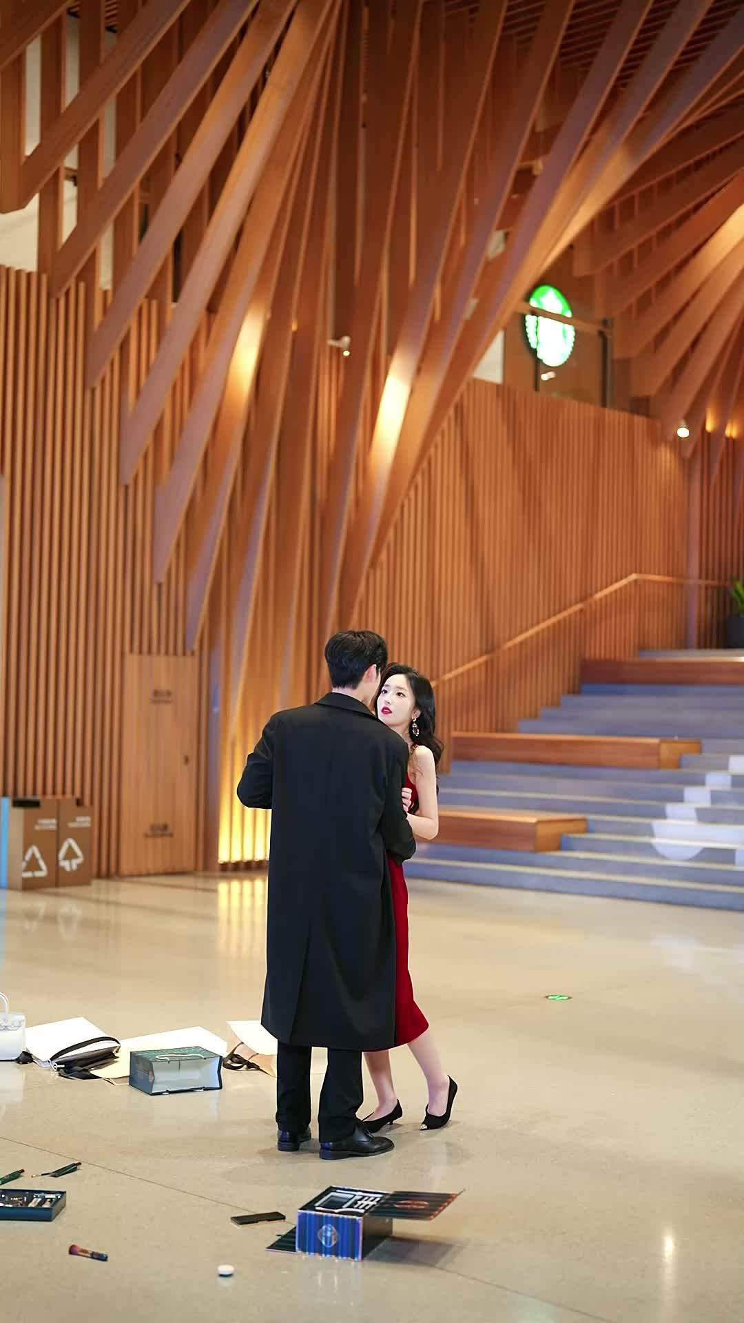 Episódio 8 de Divorciada, Dedicada e Dominante