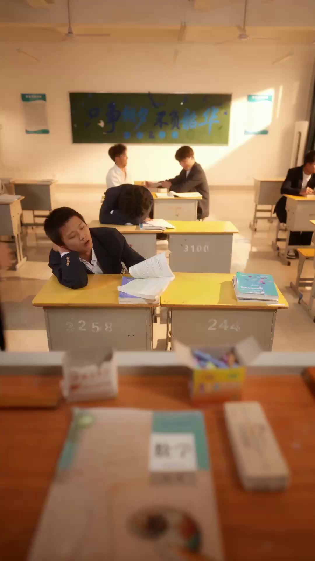 Episódio 21 de Do Trono à Sala de Aula: O Warlord Renascido