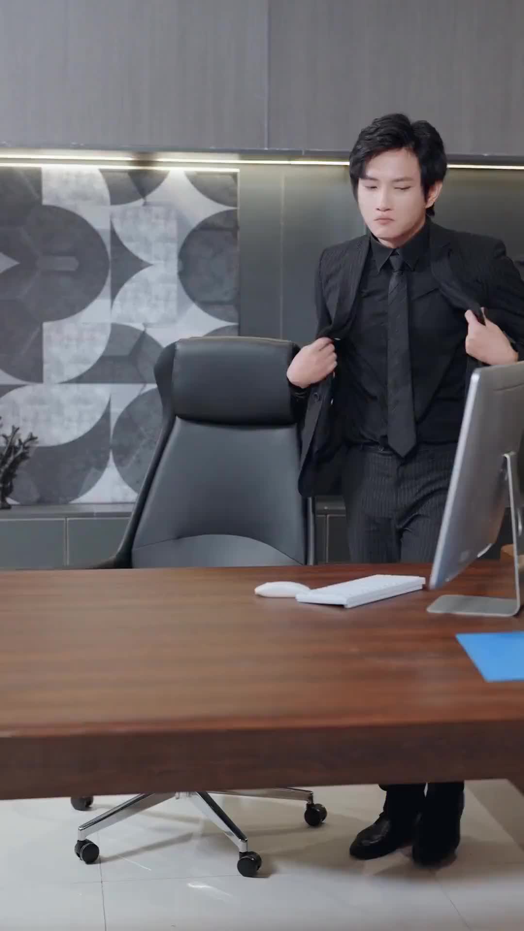 Episódio 51 de Dormir com um CEO Após a Traição do Noivo