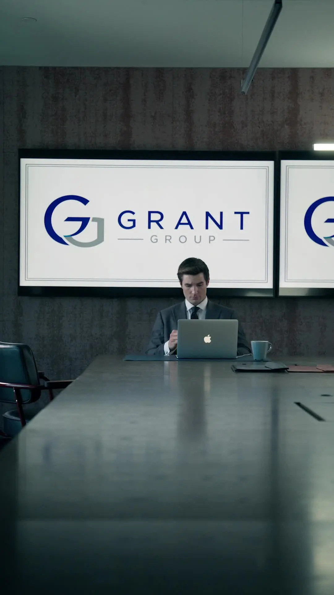 Episódio 36 de Duas Vezes Esposa do Sr. Grant