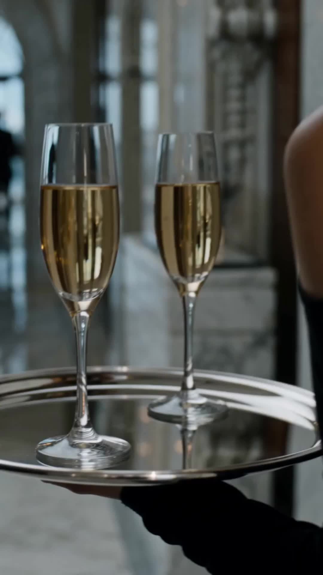 Episódio 9 de Ele Pagou por Uma Noite, Depois a Quis para Sempre