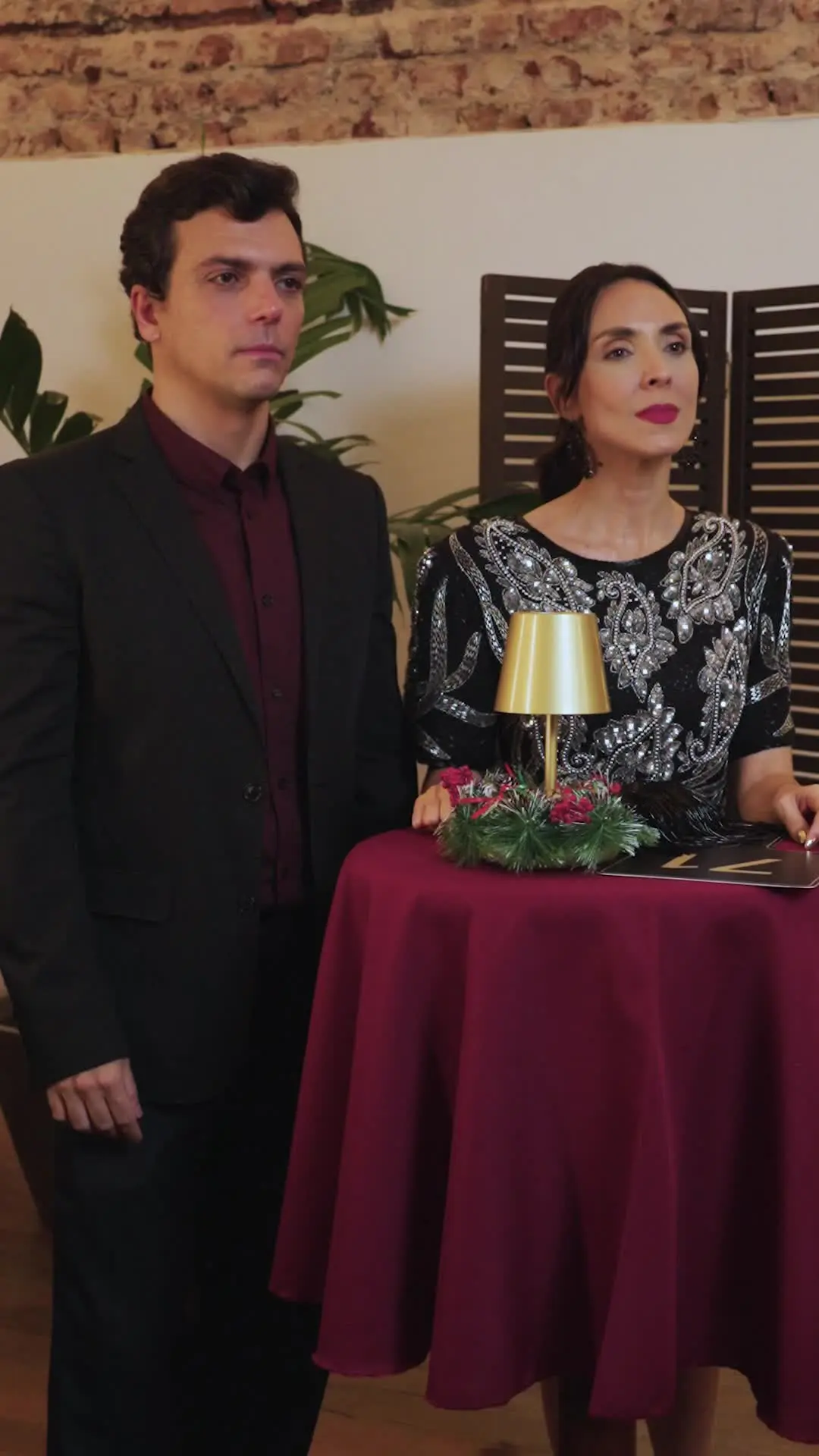 Episódio 68 de Encontrei Um Marido Bilionário E Sem-Teto Para o Natal