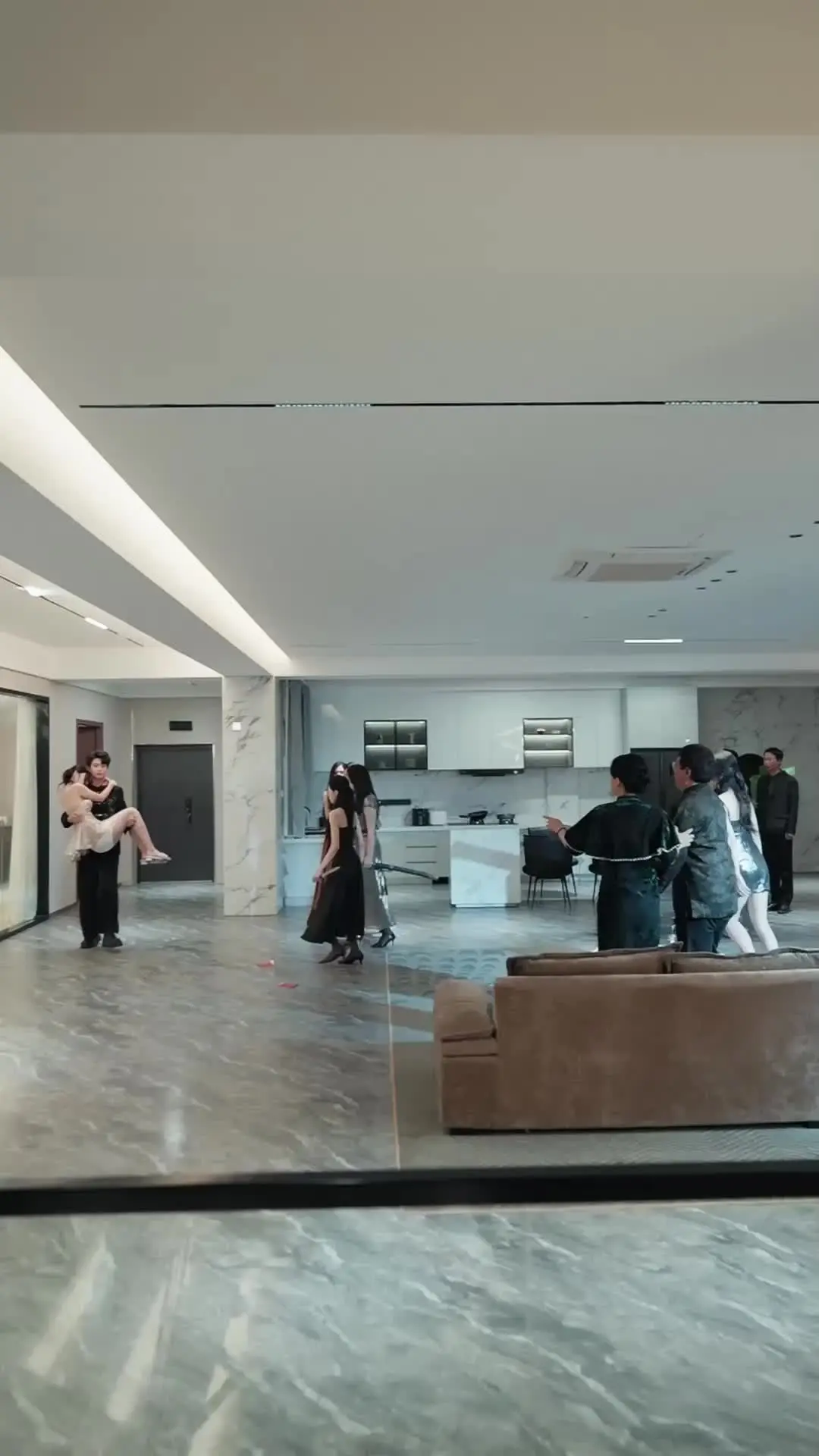 Episódio 42 de Encontrei um Marido Dragão Sem-Teto
