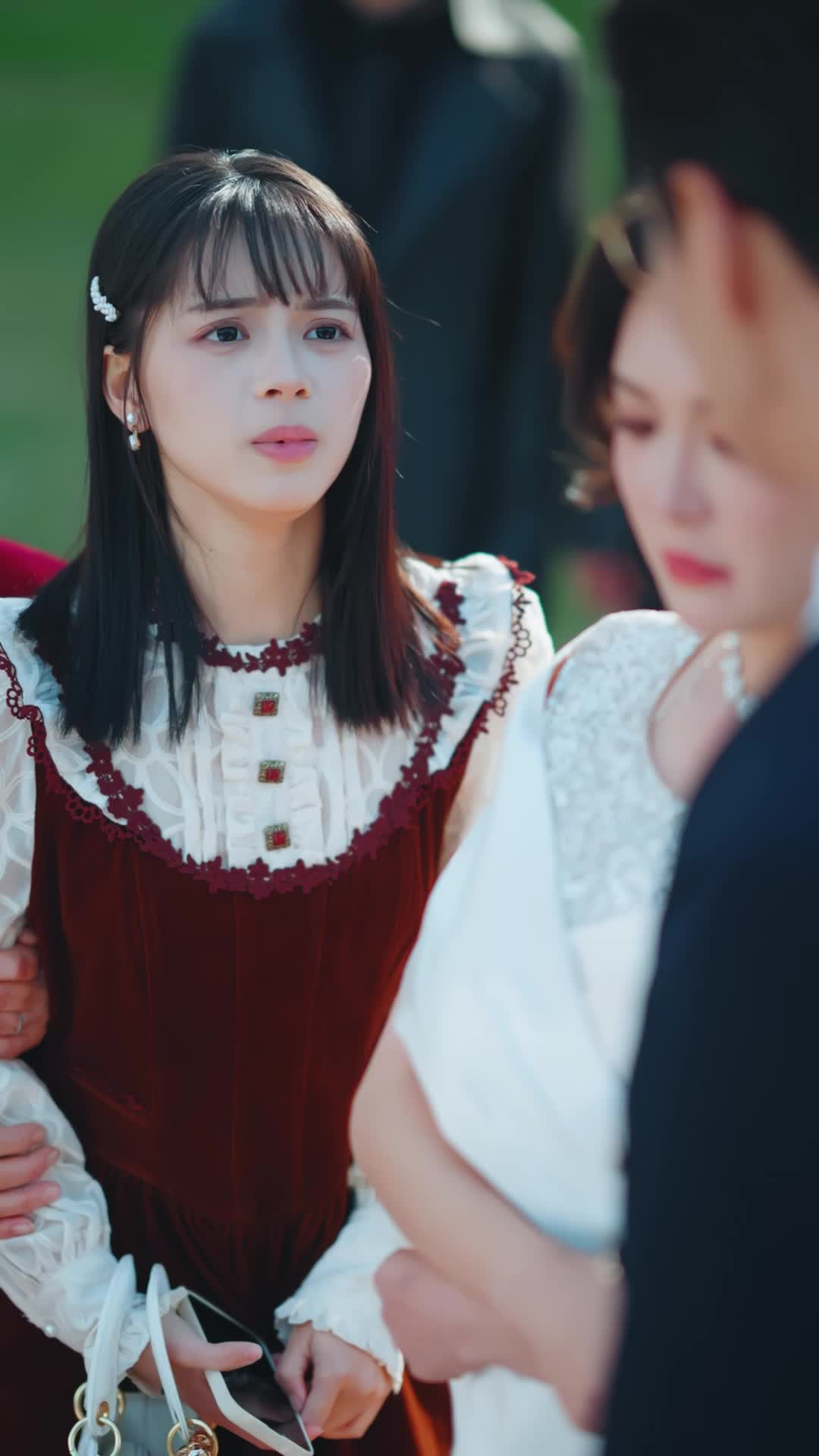 Episódio 49 de Filha Falsa, Herdeira Verdadeira