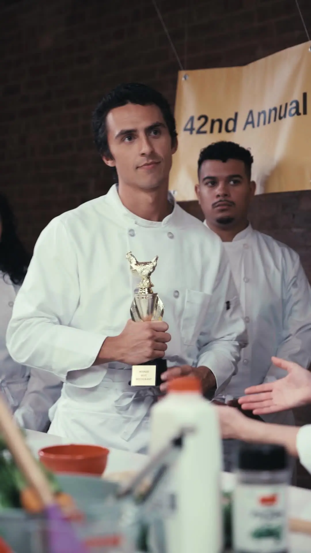 Episódio 46 de Frango Frito, Casamento de Repente