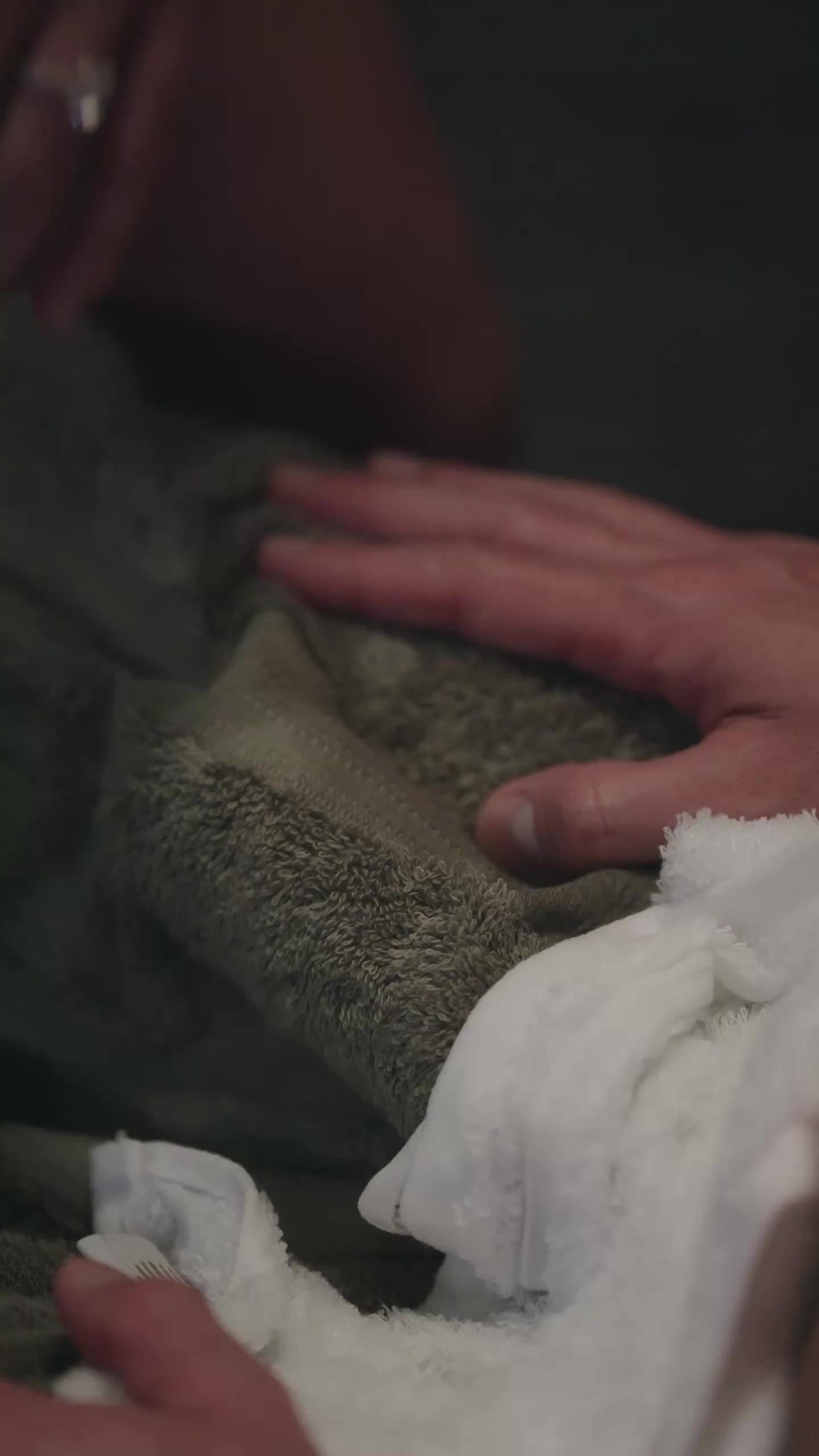 Episódio 9 de Mãe solteira em fuga, segura em seus braços
