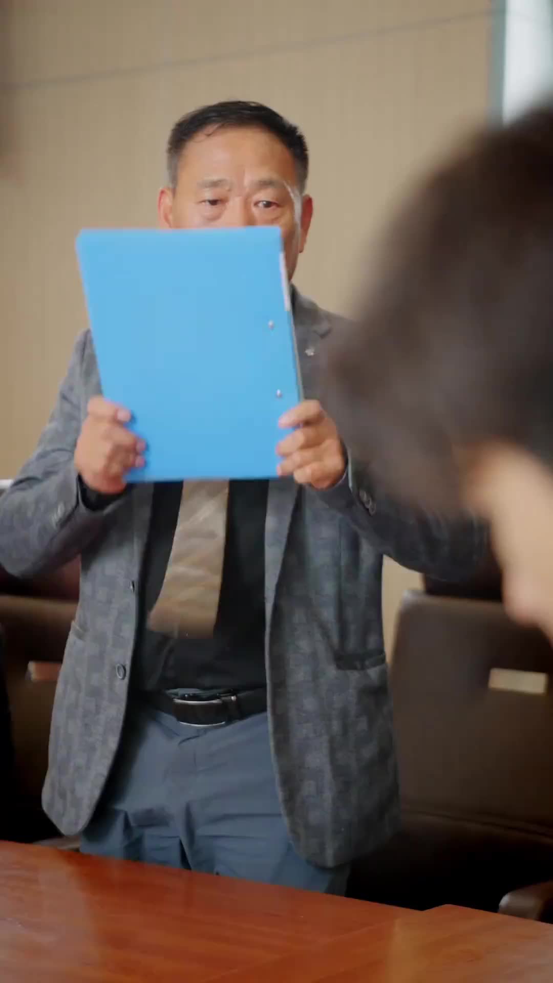 Episódio 33 de Meu filho perdido acaba se tornando um CEO