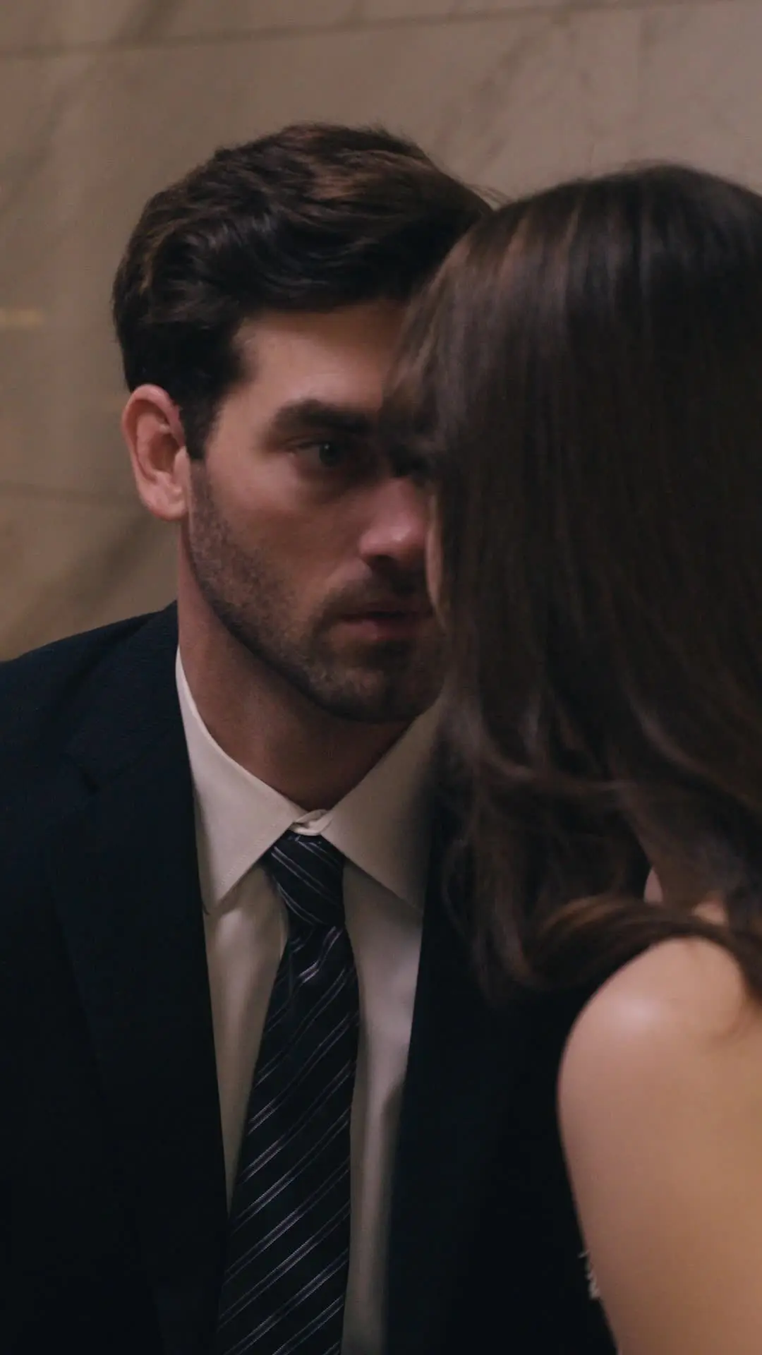 Episódio 33 de Meu marido secreto é meu chefe